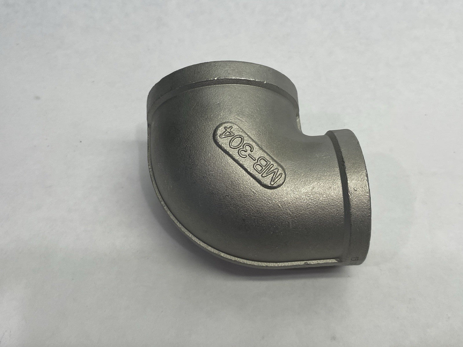 4464K942 | Stainless Steel Threaded Pipe Fitting, 2-1/2" Low-Press. Elbow Reducer - New – Open box - Maverick Industrial Sales