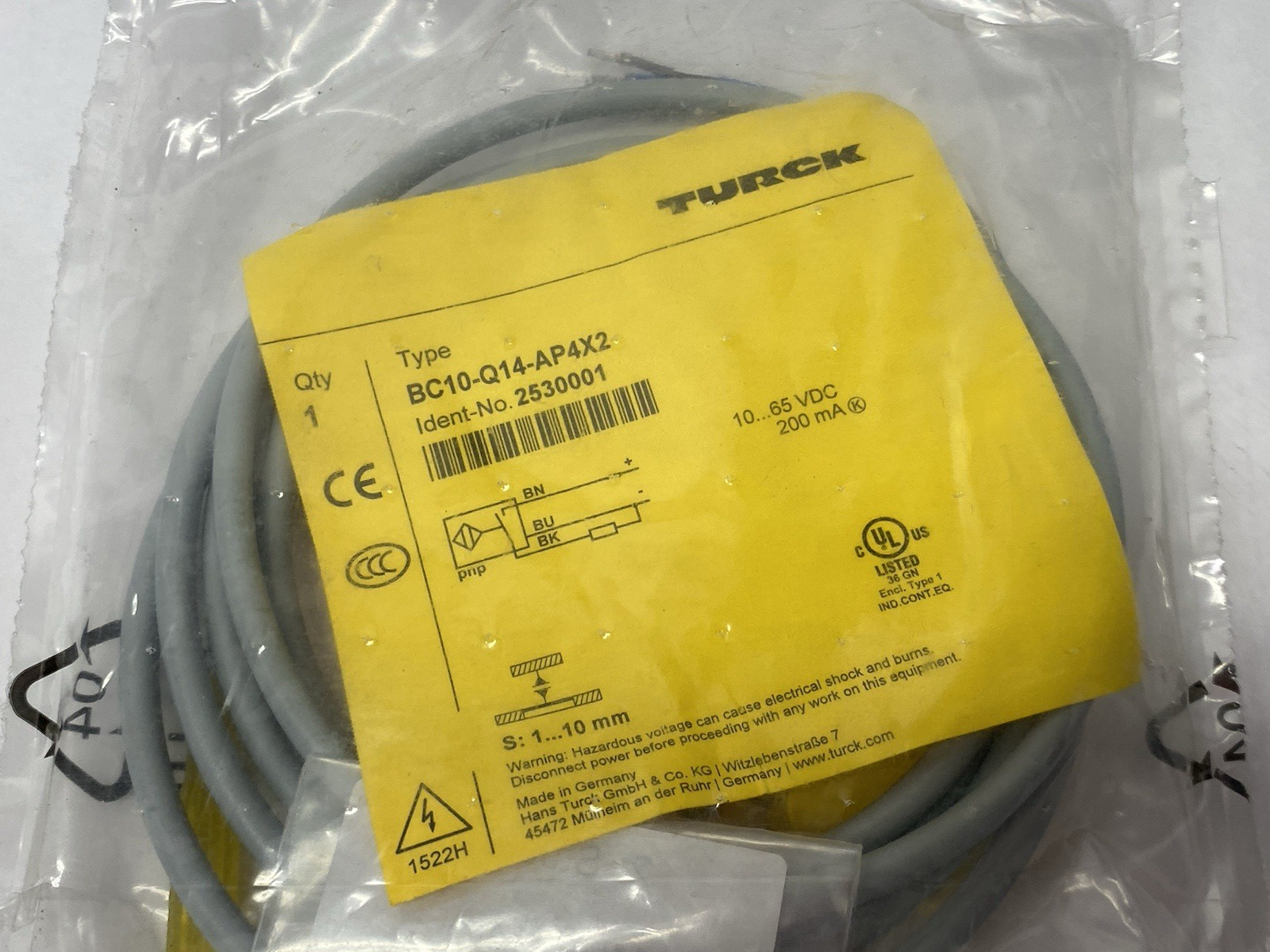 BC10-Q14-AP4X2 | Turck Rectangular Capacitive Sensor NO contact PNP output 2530001 - New - Maverick Industrial Sales