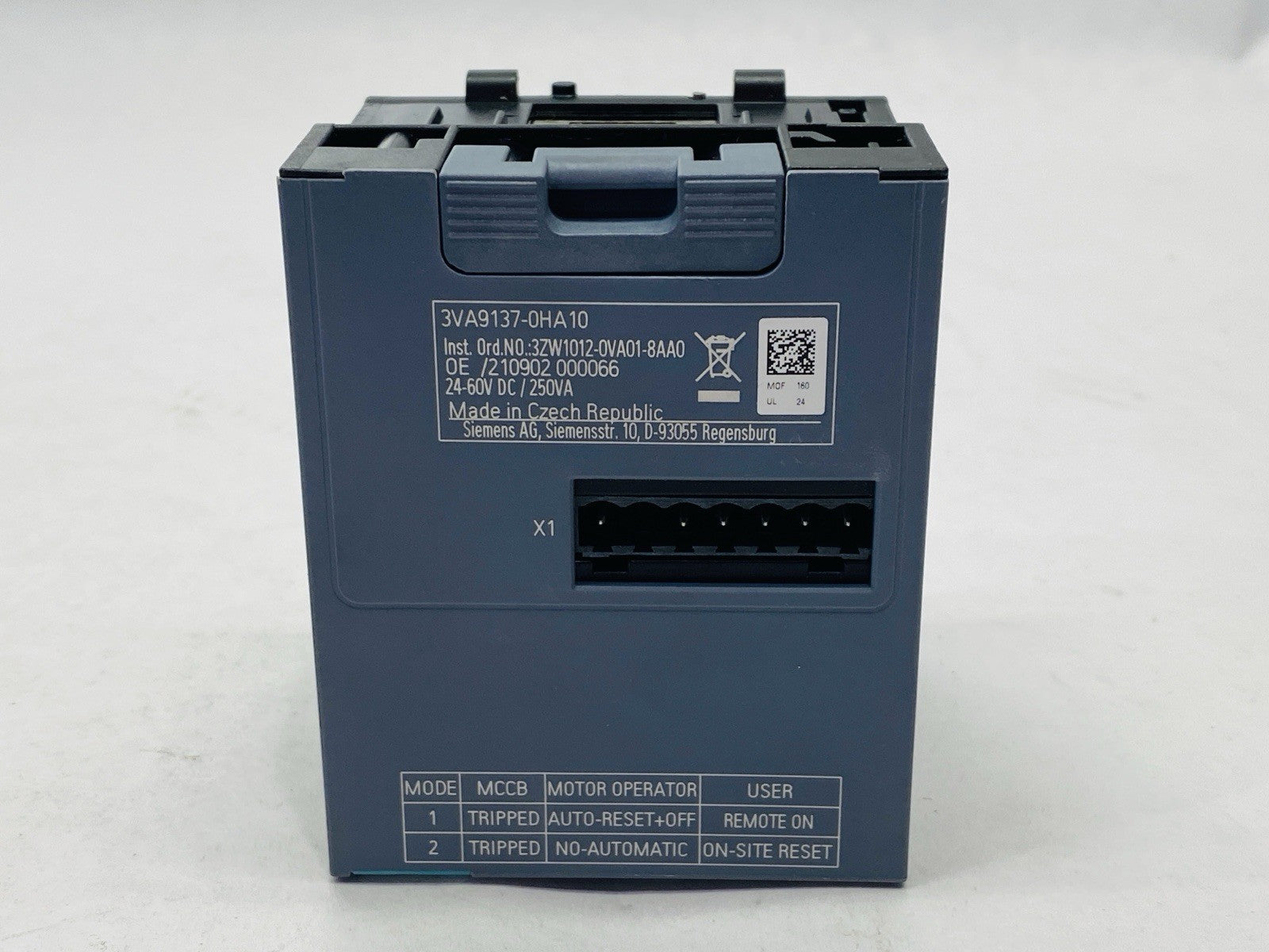 Siemens 3VA9137-0HA10 Manual Motor Operator Breaker 3VA 24-60VDC - Maverick Industrial Sales