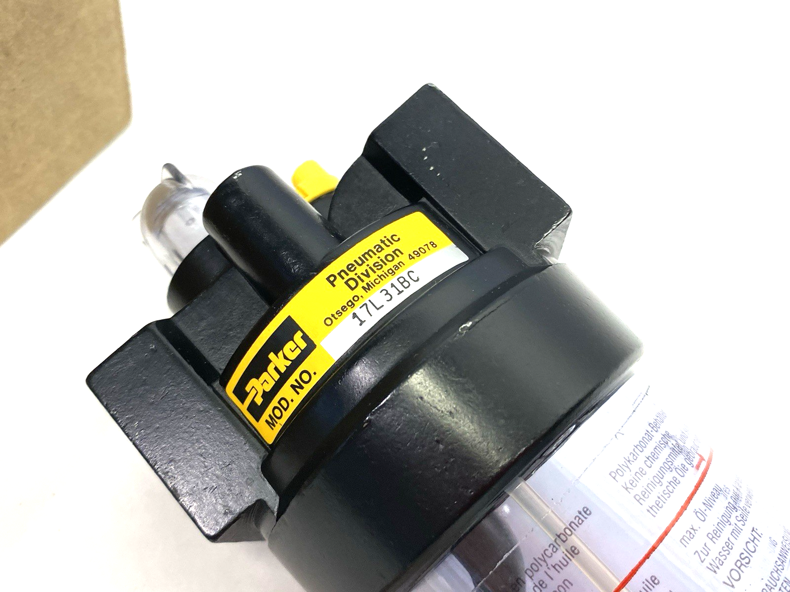 17L31BC | Parker Modular Lubricator 1/2" - New – Open box - Maverick Industrial Sales