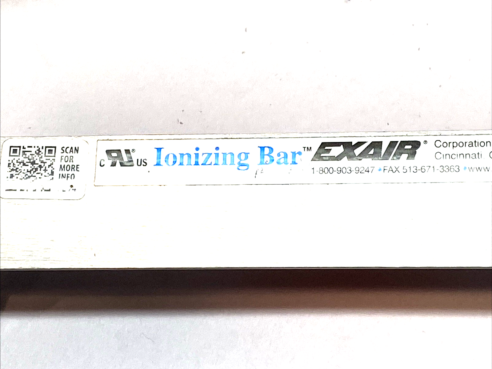 | EXAIR Gen4 Ionizing Bar 13" Static Eliminator 5 kV Shielded Cable - Used - Maverick Industrial Sales