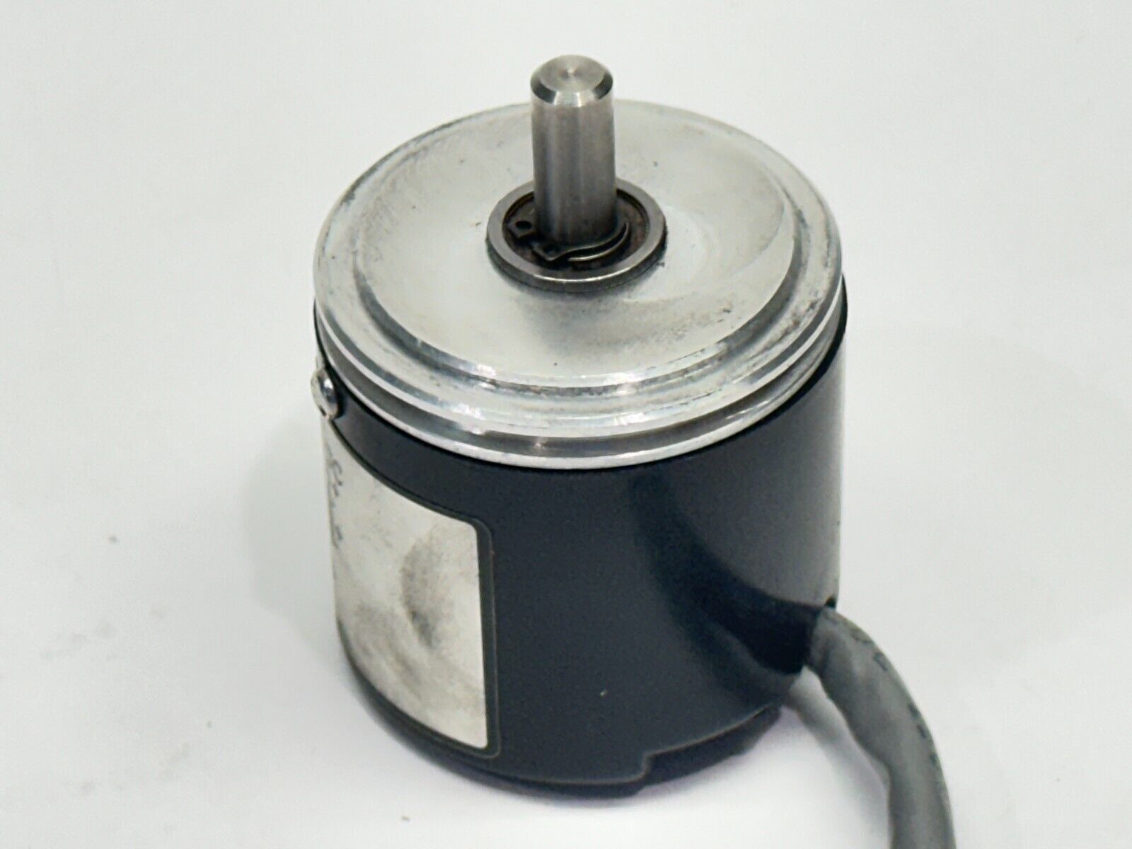 GSI Lumonics DRC Encoders 153/121-1000-12CZ802 Rotary Encoder 46910201 - Maverick Industrial Sales