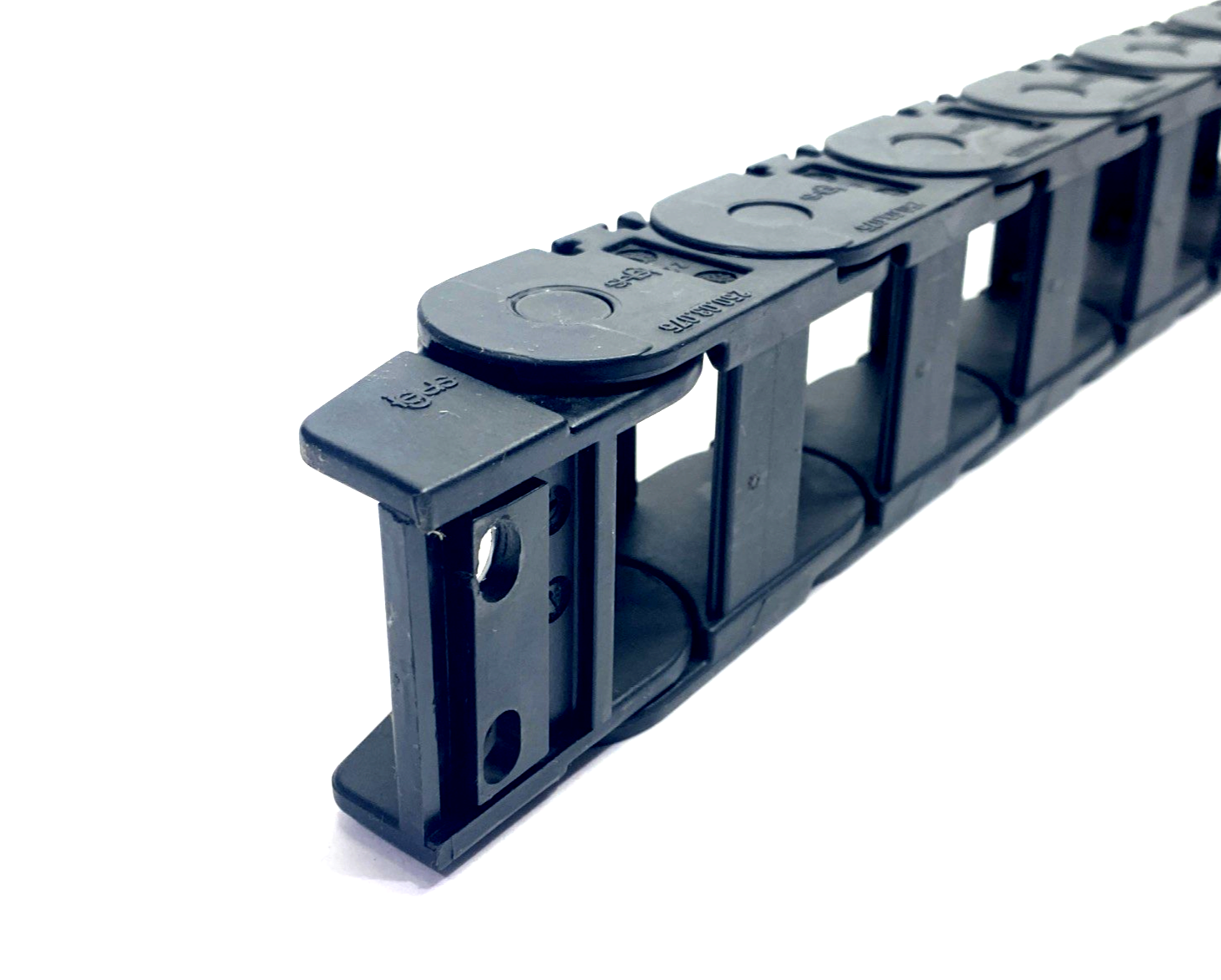 Igus 250.03.075 Series 250 Snap-Open E2 Cable Carrier 21 Link 3FT 250-03-075-0 - Maverick Industrial Sales