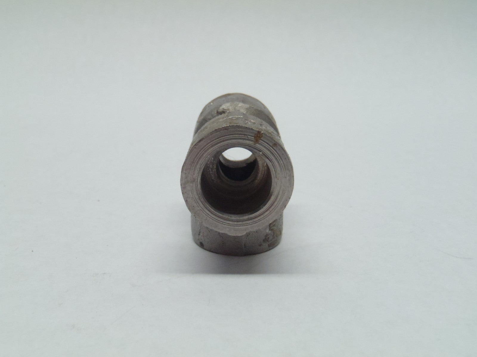 1/4" Inch 304 Stainless Steel Pipe Tee NPS Socket Weld 3000 lbs - Maverick Industrial Sales