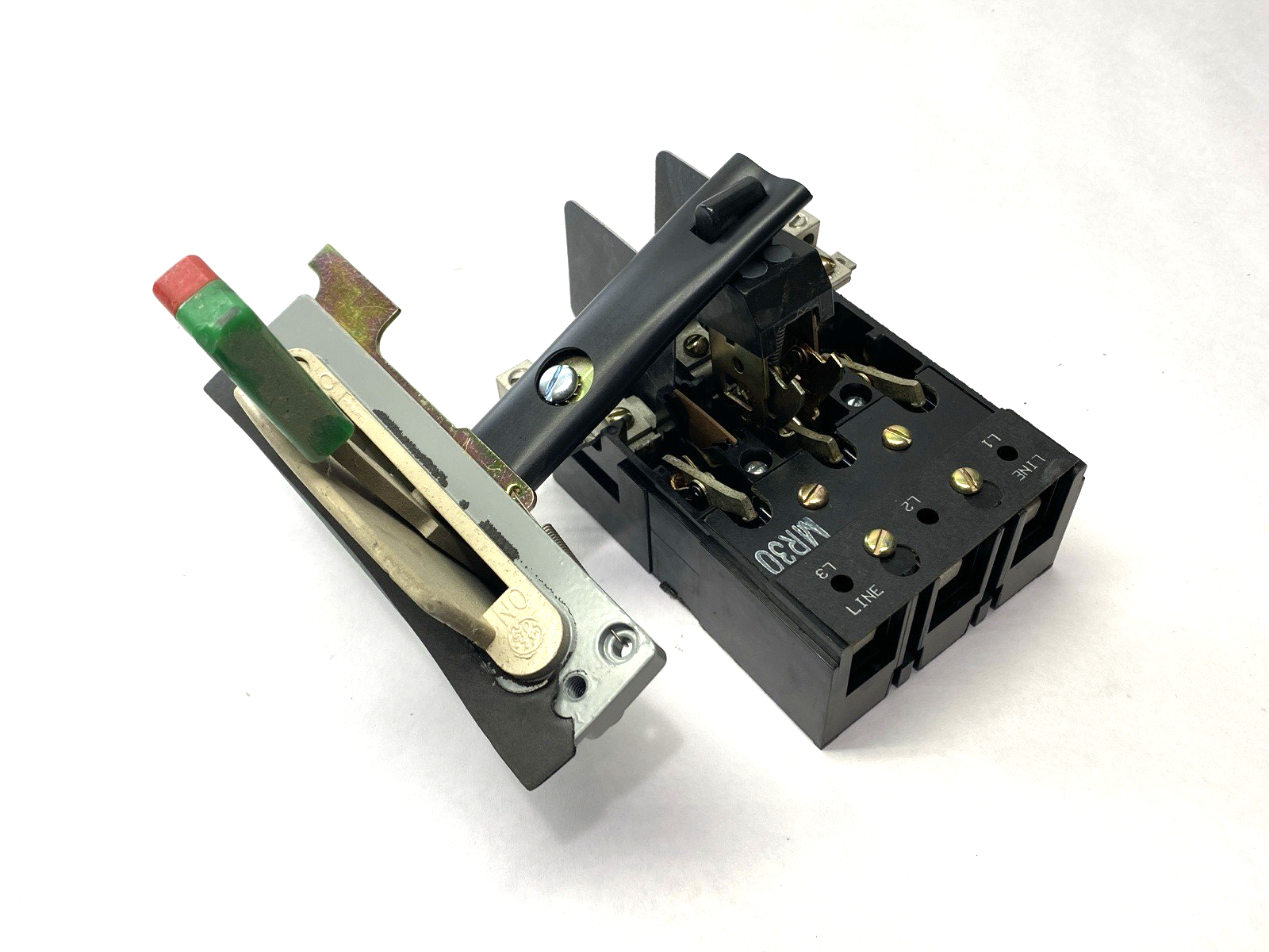 General Electric THMS31 QMR Disconnect Switch 3-Pole 600VAC 30A - Maverick Industrial Sales
