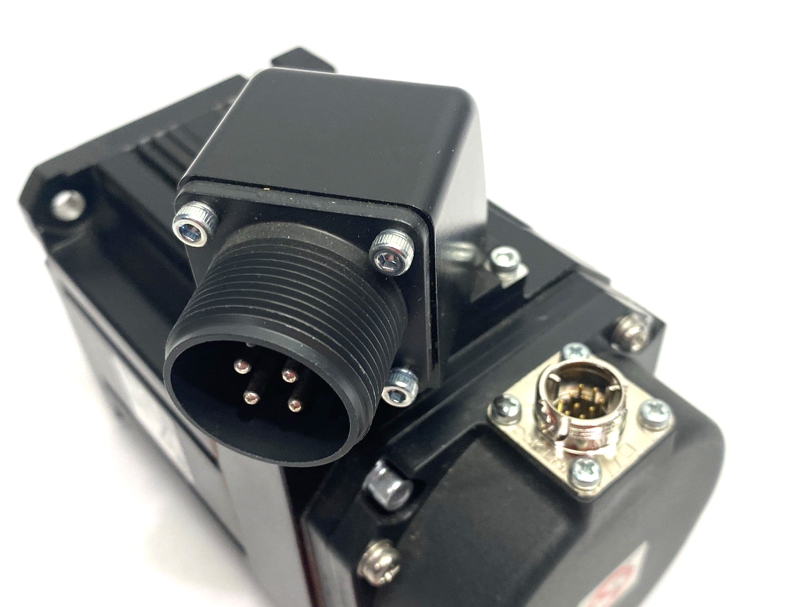 HG-JR734K | Mitsubishi Electric Brushless AC Servo Motor, Rotary, Keyed Shaft - New – Open box - Maverick Industrial Sales
