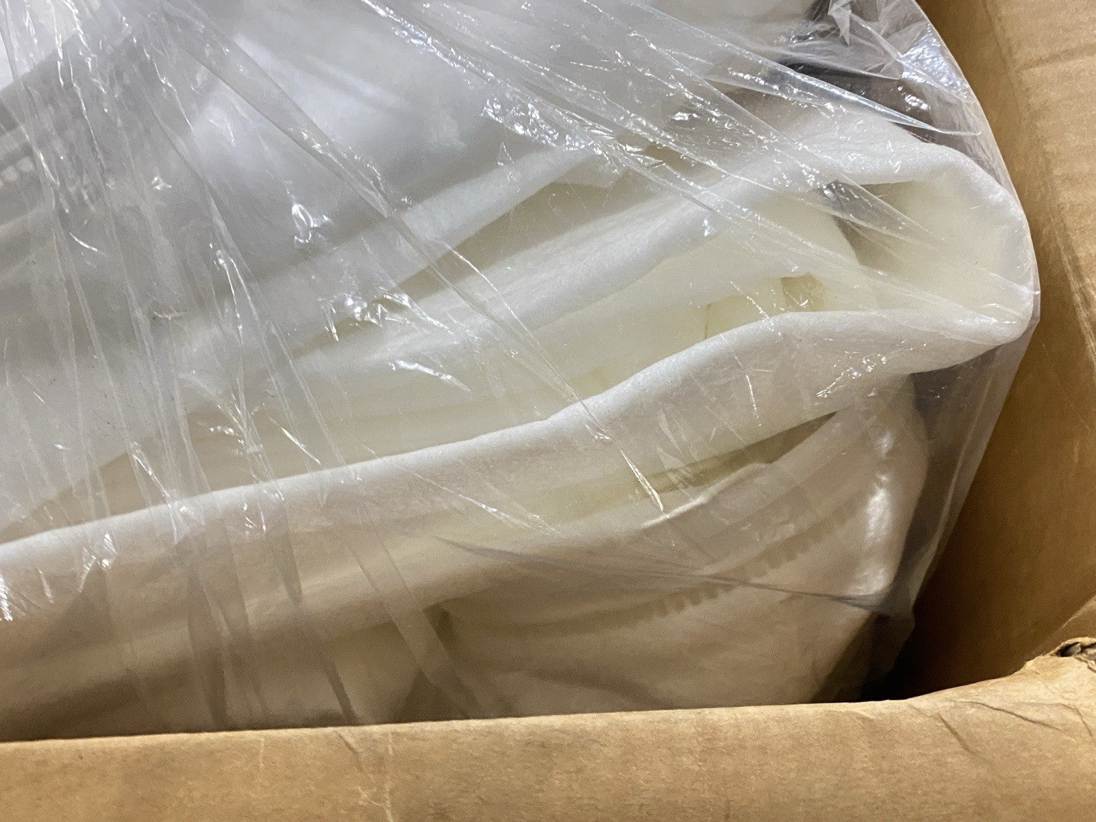 Pall POG100P2POL-WE Polypropylene Filter Bag 100 Micron #2 P Flange BOX OF 40 - New – Open box - Maverick Industrial Sales