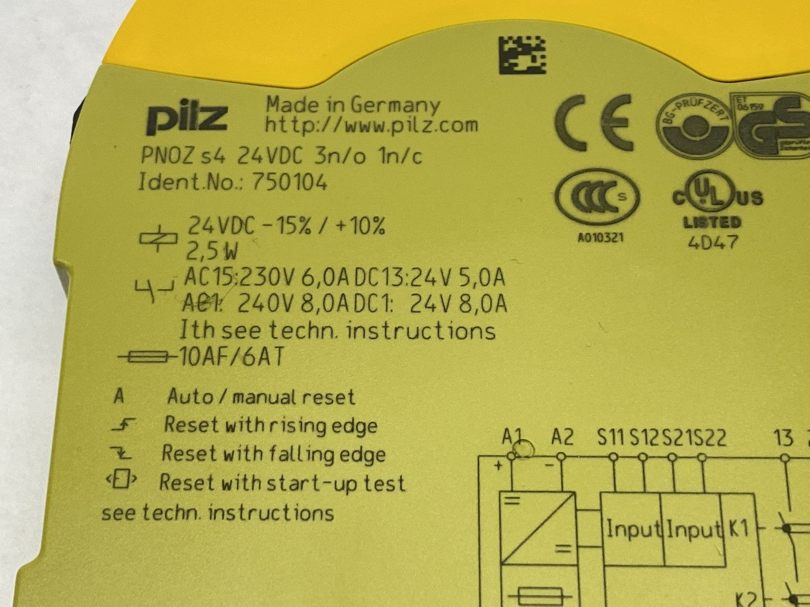 PNOZ s4 24VDC 3n/o 1n/c,750104 | Pilz PNOZ s4 24VDC 3n/o 1n/c Standalone Sigma Safety Relay 750104 - Used - Maverick Industrial Sales
