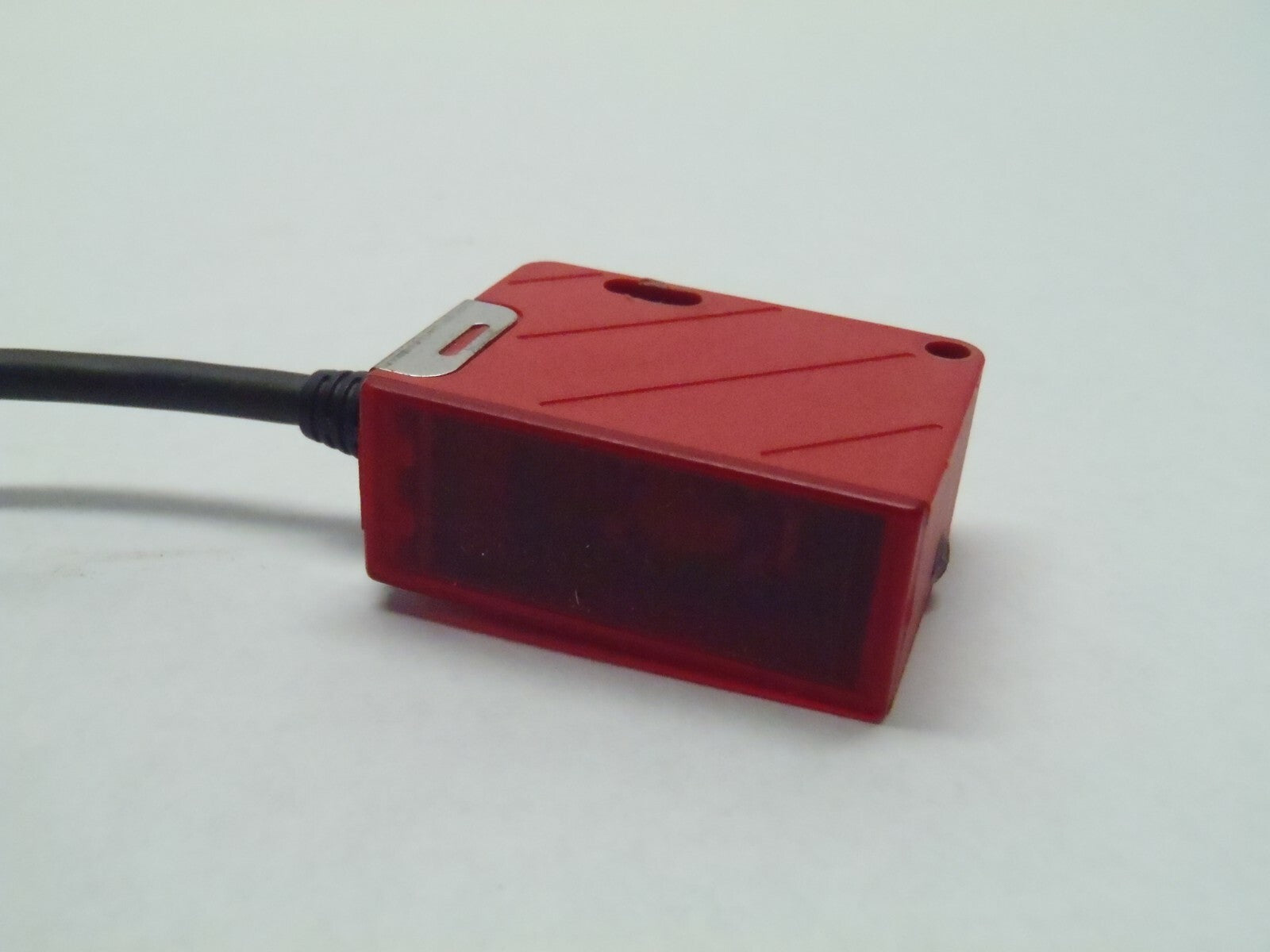 Leuze PRK 25/66.2 Retro Reflective Photoelectric Sensor 50104202 0511A462713 - Maverick Industrial Sales