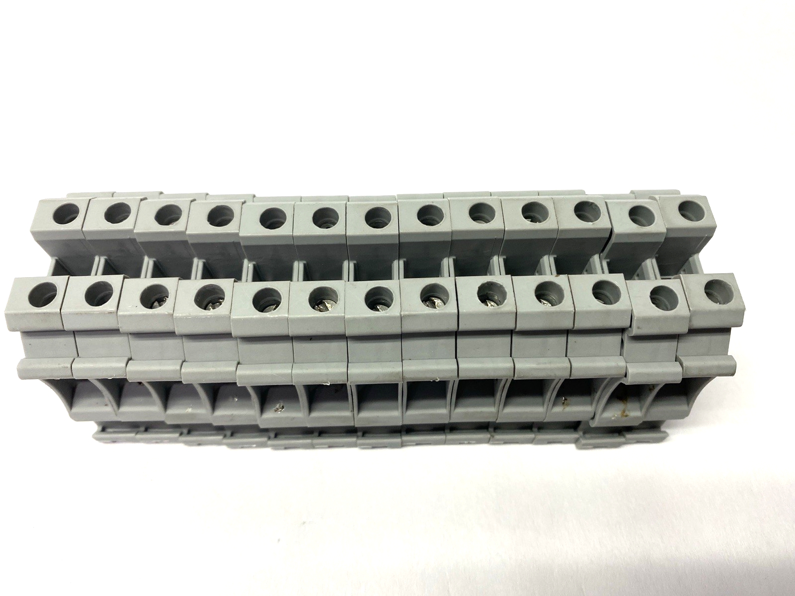 UT 10 | Phoenix Contact Feed-Through Terminal Block 3044160 LOT OF 13- Used - Maverick Industrial Sales