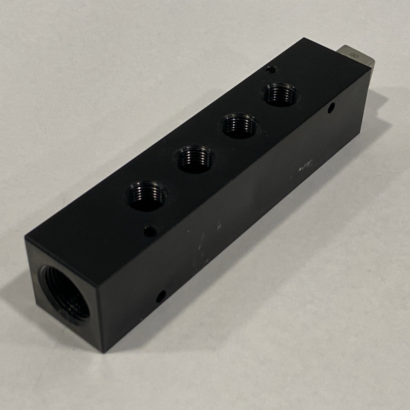 Nitra MRA-4FD Pneumatic Valve Manifold Aluminum Black, 4 Station - Maverick Industrial Sales