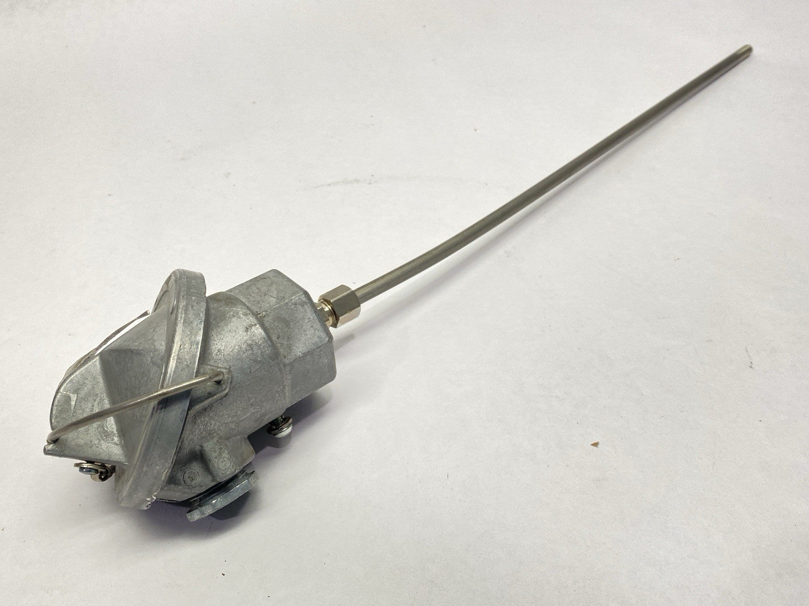 MJ16-60012-00-0-09 | Barber Colman Barcopac Thermocouple - New – Open box - Maverick Industrial Sales