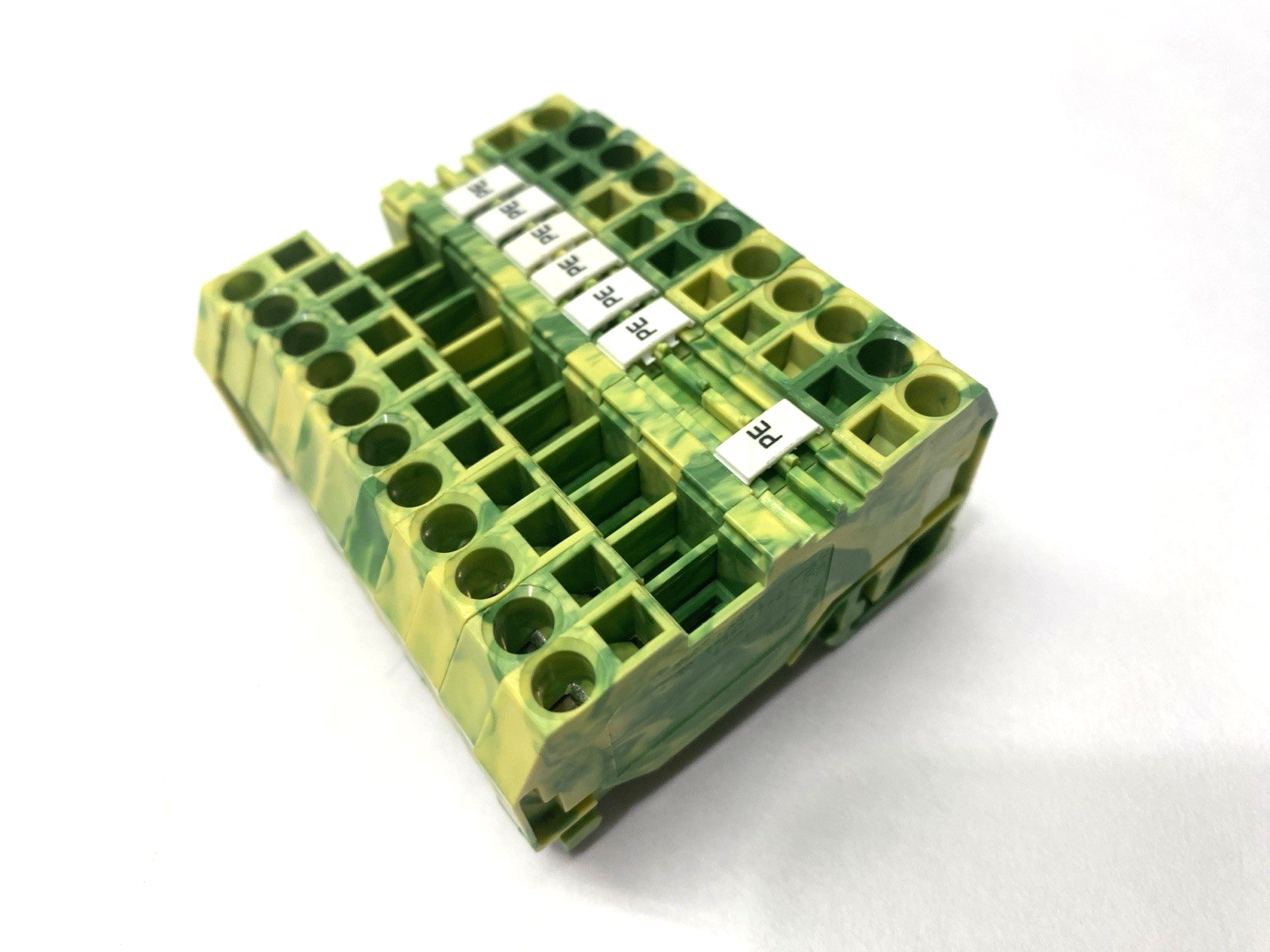 281-907 | Wago Ground Terminal Block 2-Conductor LOT OF 11- Used - Maverick Industrial Sales