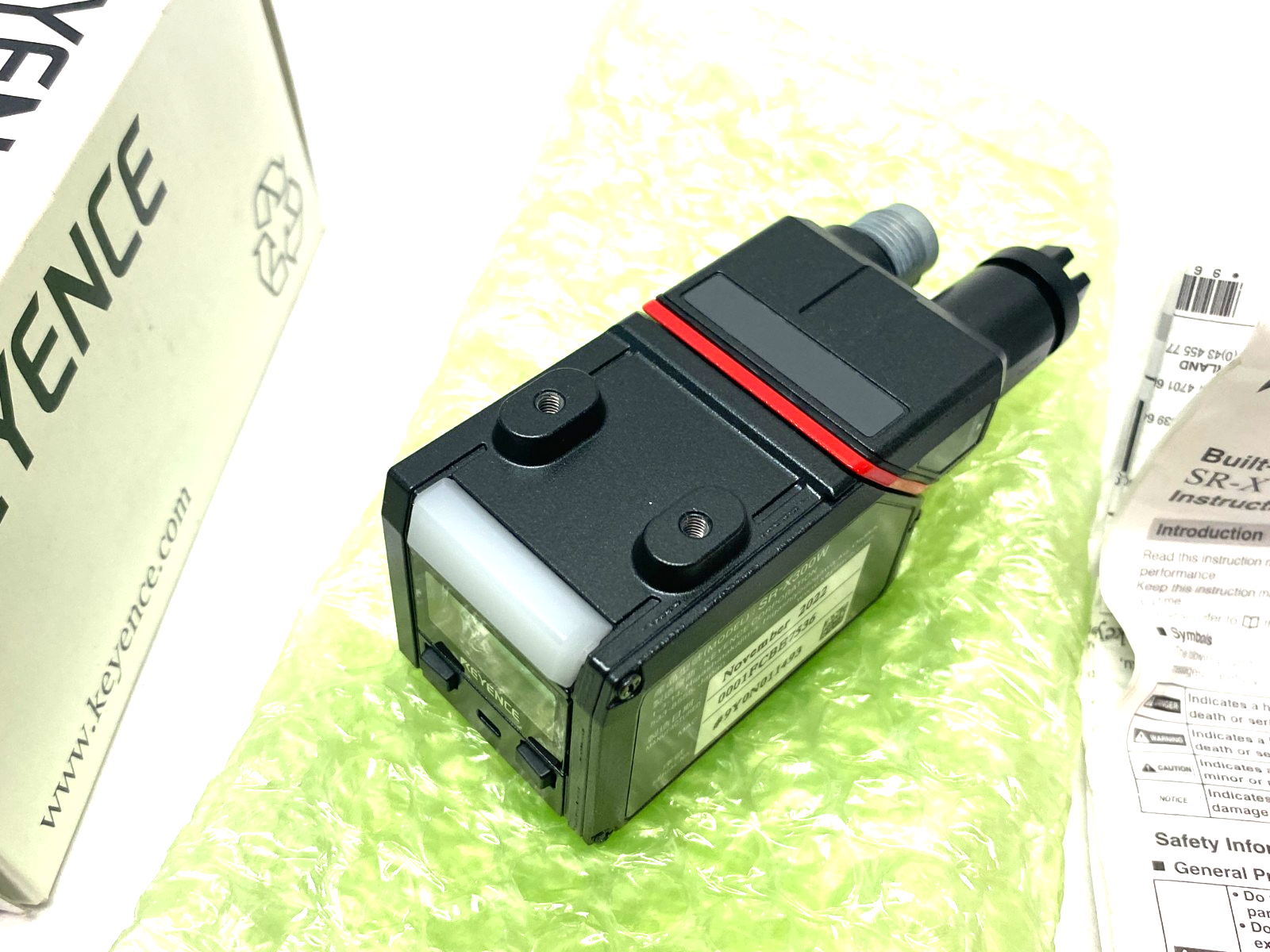 Keyence SR-X300W AI-Powered Code Reader, Wide-Field Type, 2.3megapixels - Maverick Industrial Sales