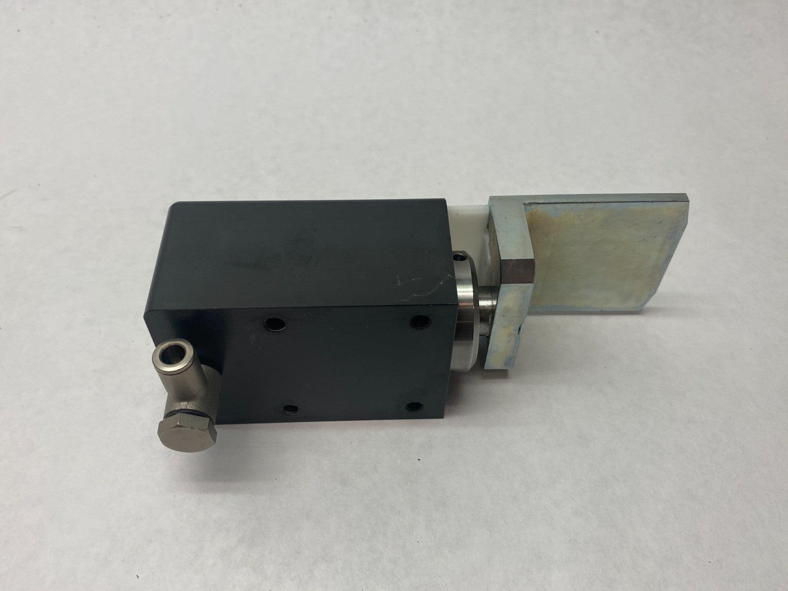 Bosch Rexroth 3842525733 Pneumatic Damper Unit, DA 2/100-B - Maverick Industrial Sales