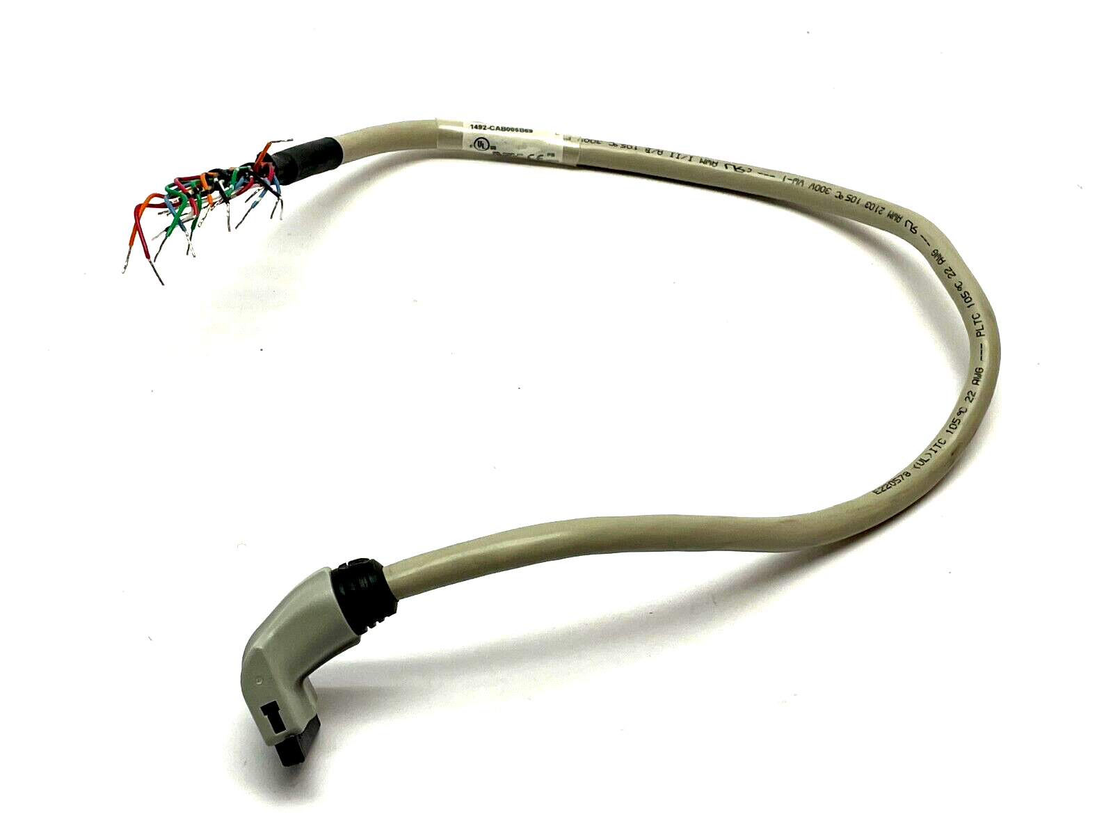 1492-CAB005B69 | Allen Bradley Ser. E Cable Pre-Wired 20 Conductor 22 AWG 0.5m - Used - Maverick Industrial Sales