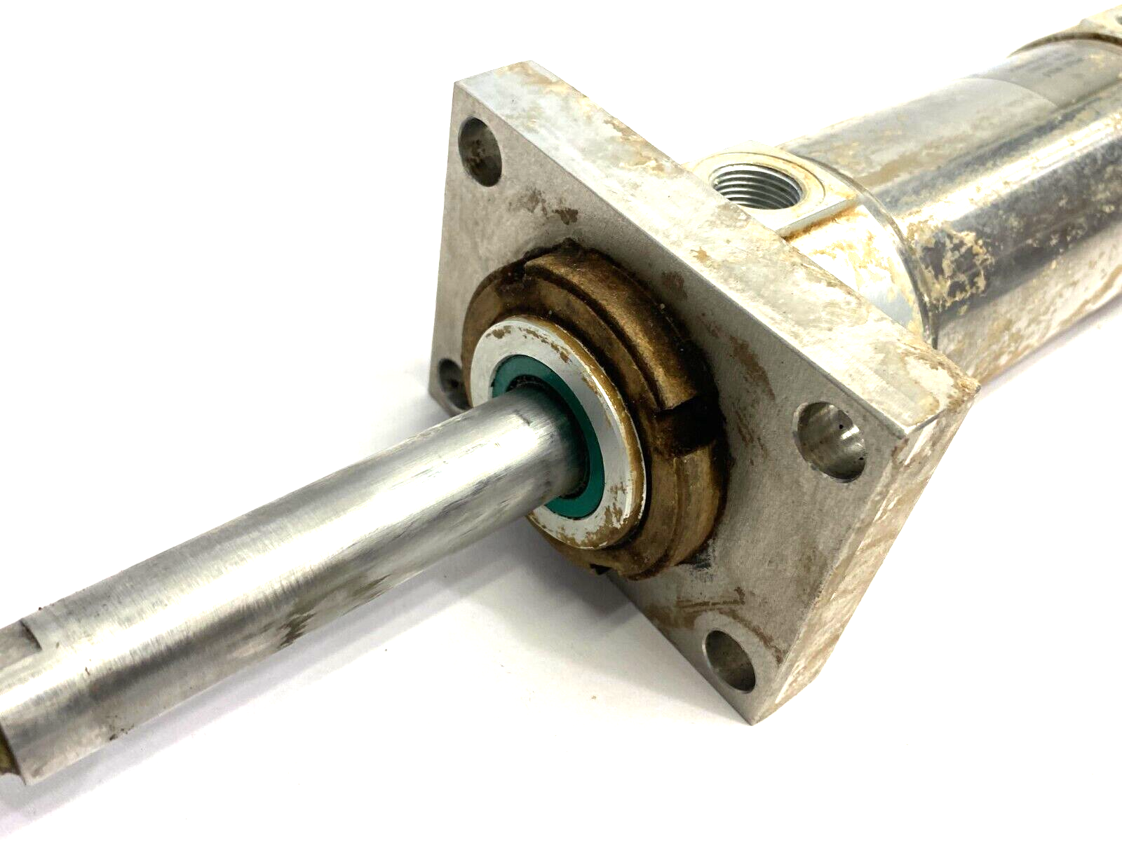 Festo DSNU-63-80-P-A Round-Body Cylinder, 63mm Bore, 80mm Stroke 196013 - Maverick Industrial Sales