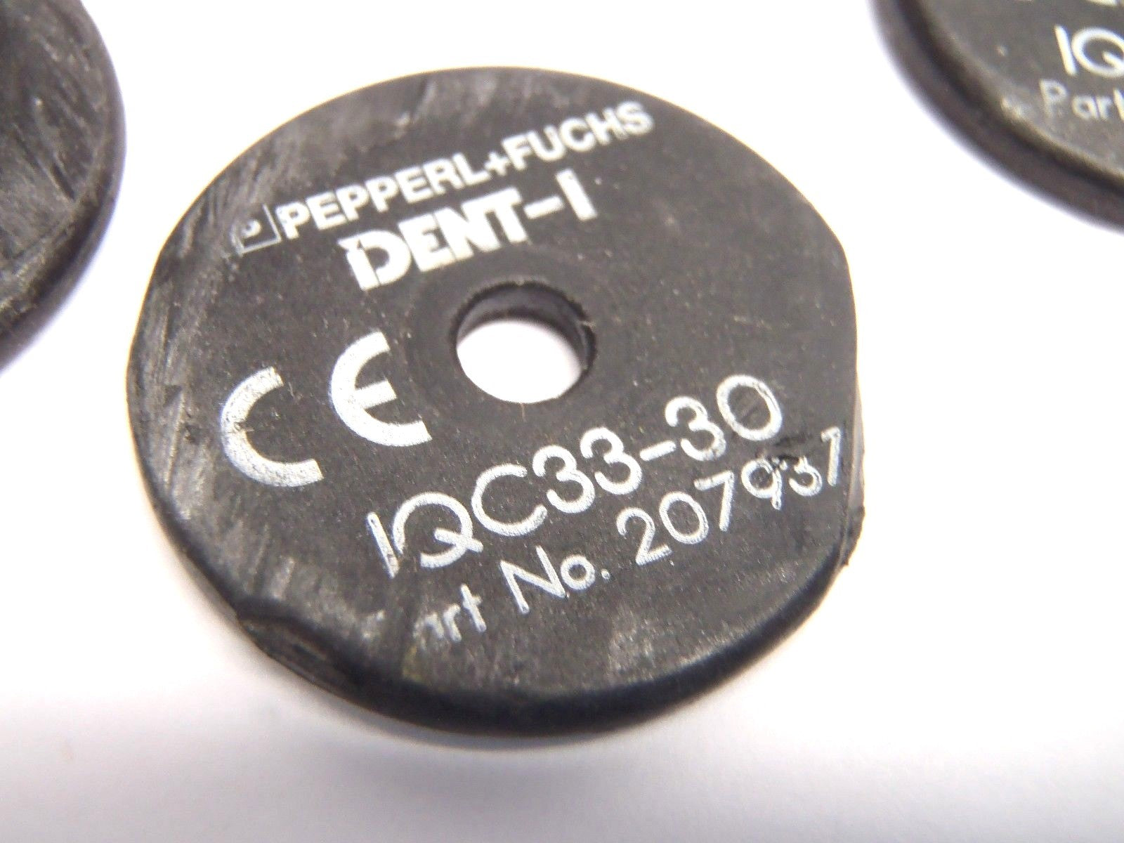 IQC33-30 | Pepperl+Fuchs RFID Transponder 207937 LOT OF 6 - Used - Maverick Industrial Sales