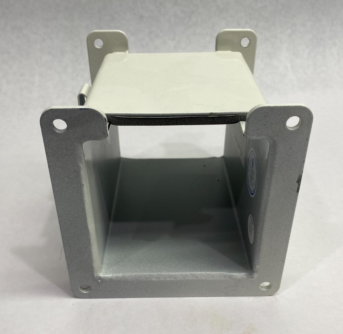 F44L06 | Hoffman nVent Lay-in Wireway Section Straight Hinged Cover PAINTED WHITE - New – Open box - Maverick Industrial Sales