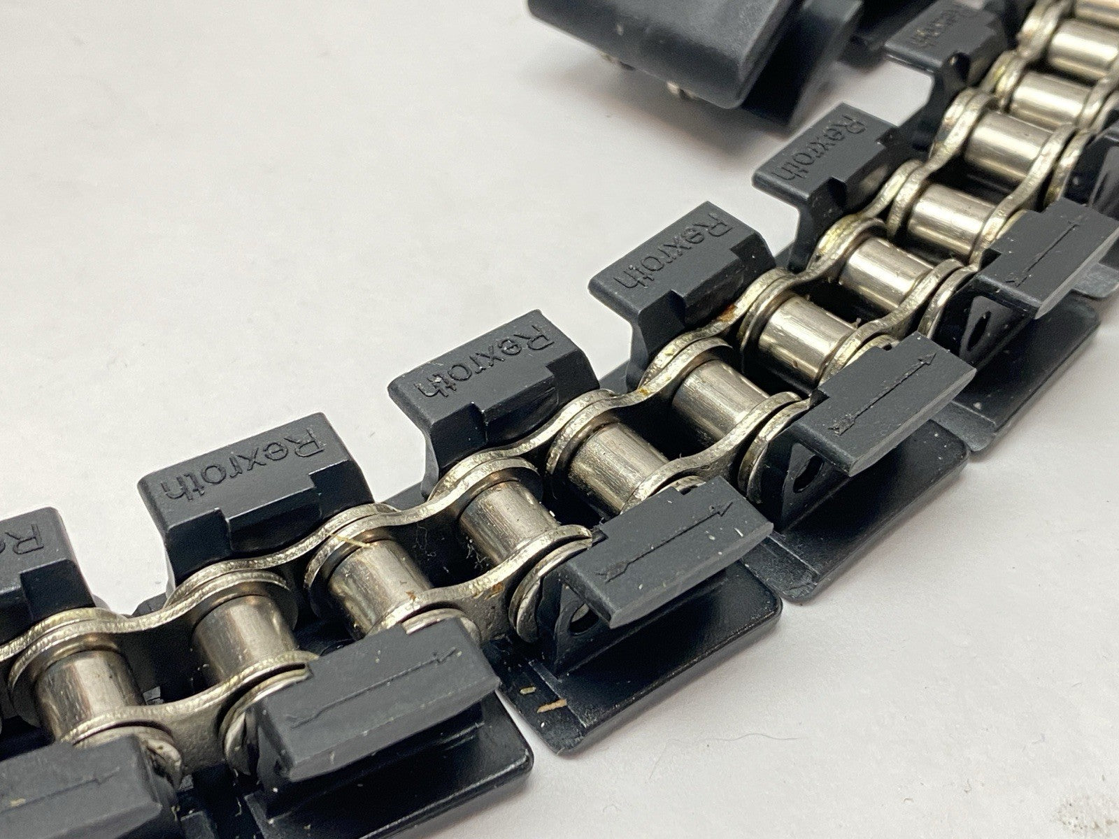 3 842 551 227 | Bosch Rexroth 3842551227 Flat Top Chain 1/2 *5/16ESD L=12M 15ft Spool - New – Open box - Maverick Industrial Sales