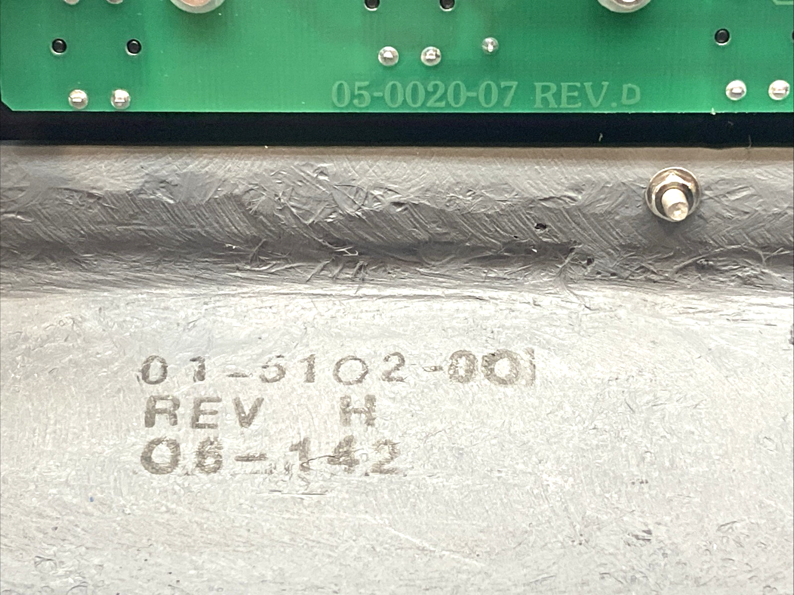 47550400