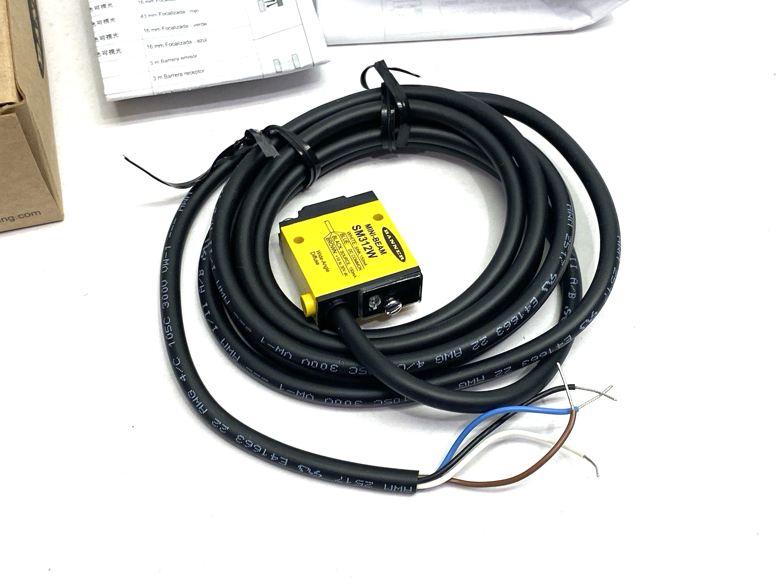 Banner SM312W MINI-BEAM Divergent Diffuse Sensor Range: 130mm 26264 - Maverick Industrial Sales