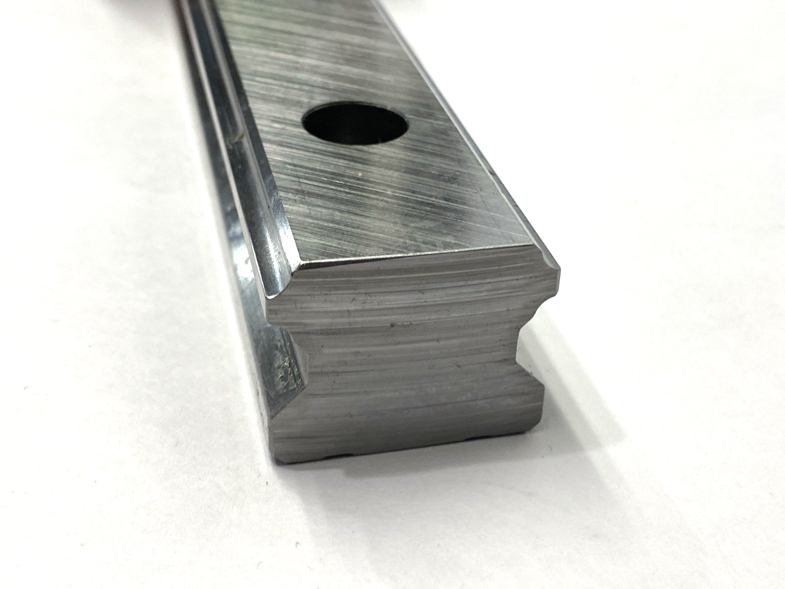 Hiwin EGH35CA2R950Z0H Linear Guide Rail Assembly 950mm Overall Length - Maverick Industrial Sales