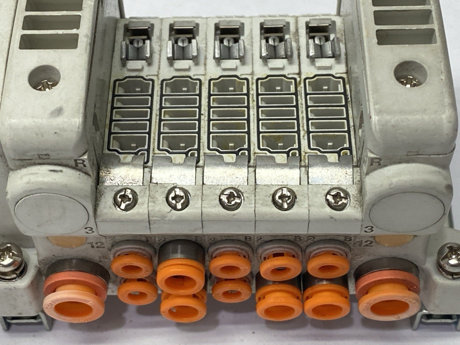 SMC VV5QC11-05C45DA-D0S Pneumatic Manifold Base 5-Station EX260-SEC1 EtherCAT - Maverick Industrial Sales
