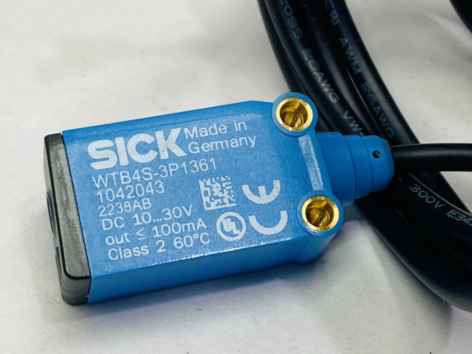 Sick WTB4S-3P1361 Photoelectric Sensor 1042043 - Maverick Industrial Sales