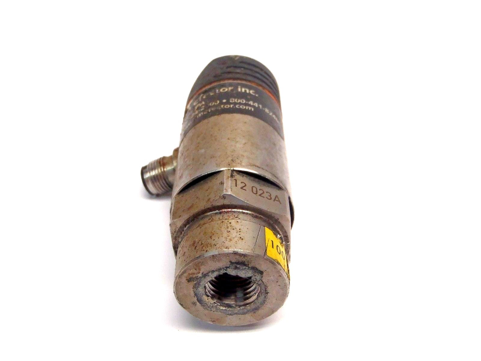 IFM Electronic PB5224 Pressure Sensor Switch 1/4 NPT 0-1000PSI Range - Maverick Industrial Sales