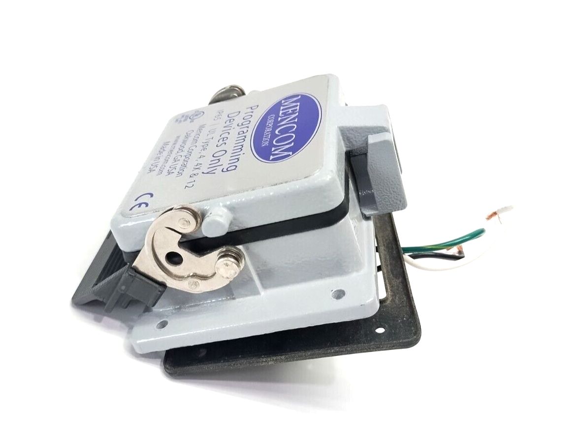 Mencom GF-2RJ45-USB-BFAF-32 Panel Interface Connector, GFCI Duplex, RJ45, USB - Maverick Industrial Sales