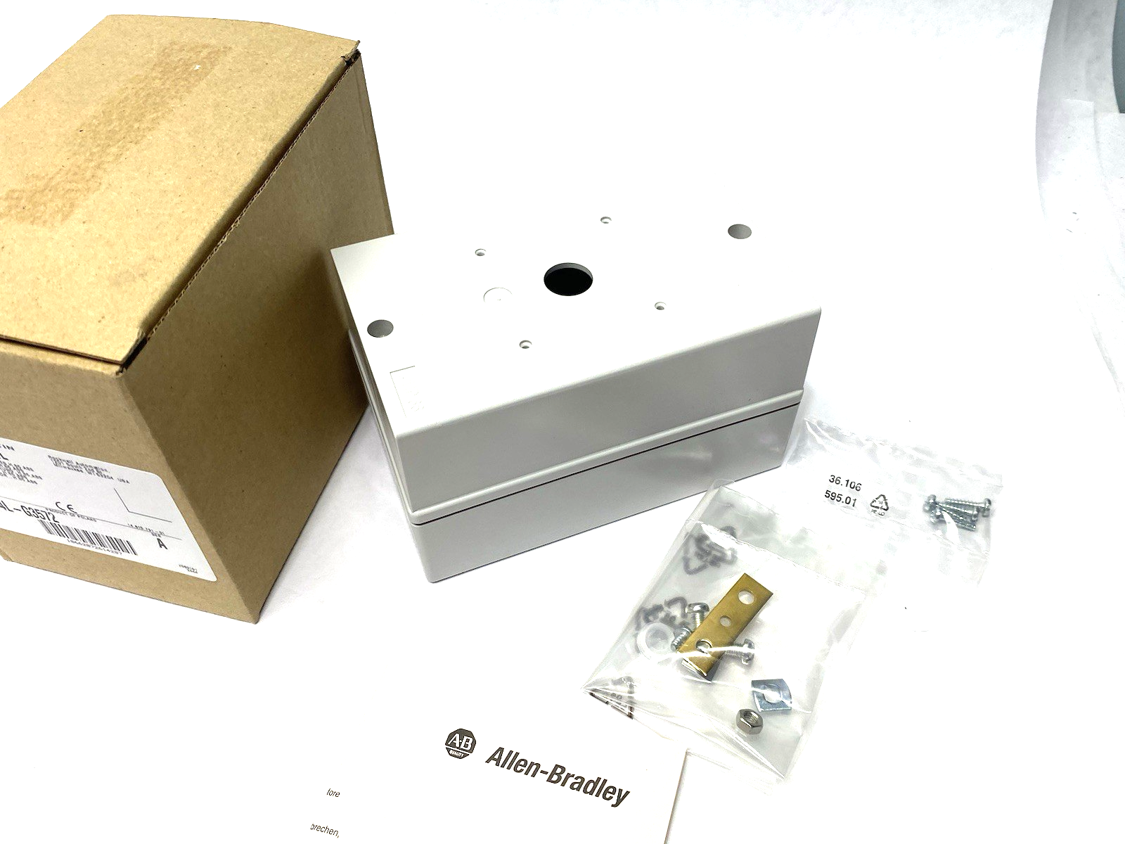 194L-G3572 | Allen Bradley Ser. A Thermoplastic Enclosure for Load Switch IP66 ABS - New – Open box - Maverick Industrial Sales