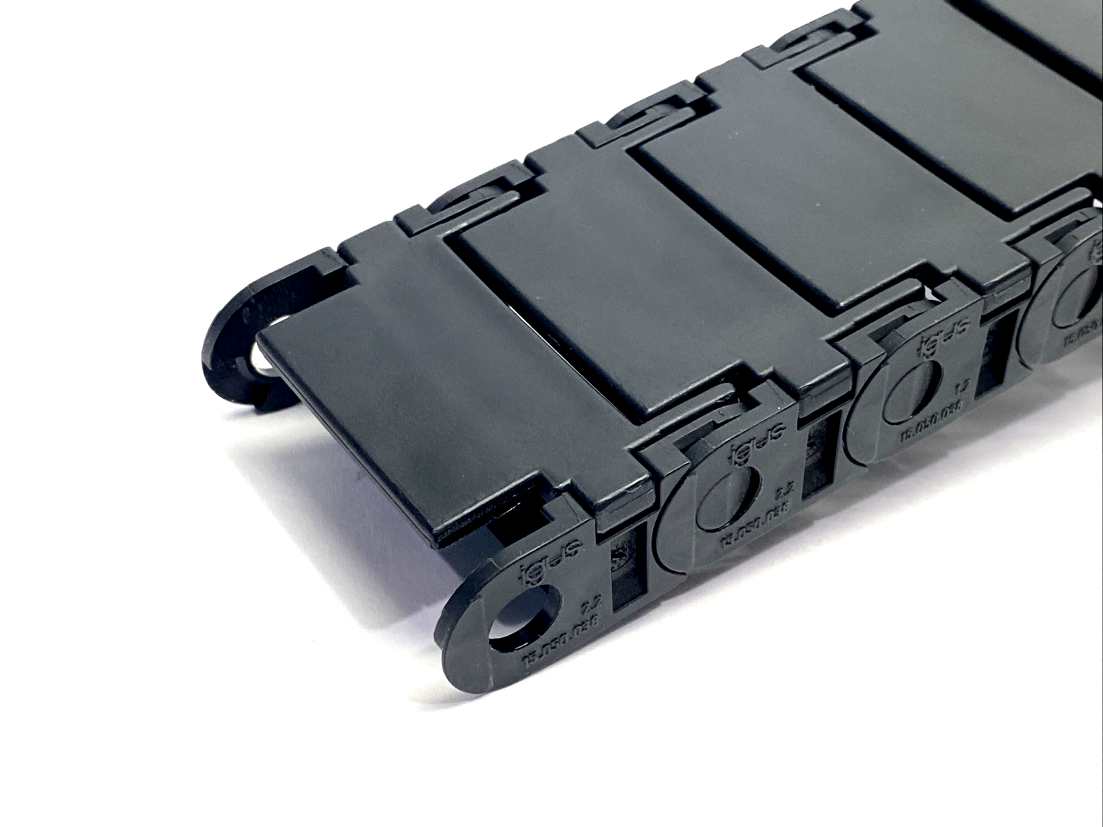 Igus 15-050-038-0 15 Series E-Chain Cable Carrier, 37 Links 45" OAL - Maverick Industrial Sales