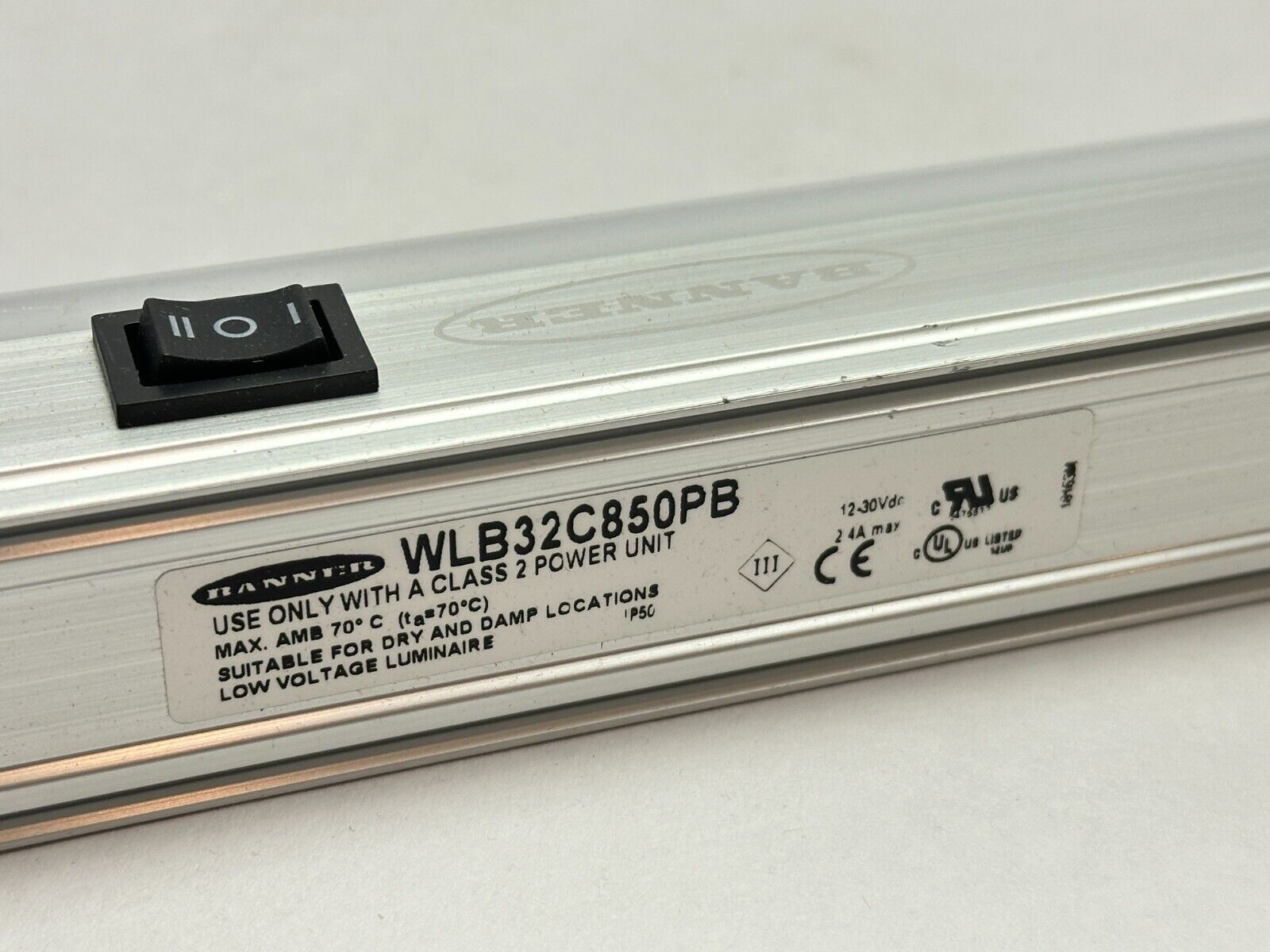 Banner WLB32C850PB LED Work Light Bar w/ Diffuse Window 850mm 12-30VDC 87487 - Maverick Industrial Sales