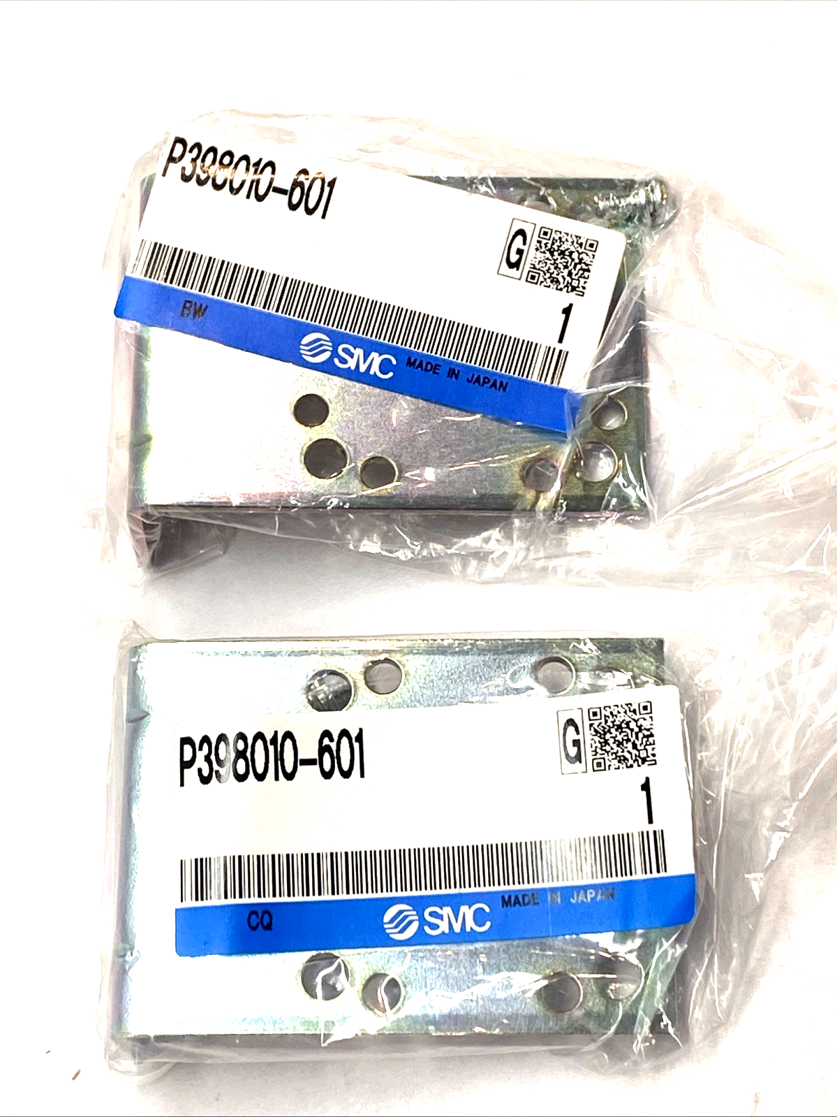P398010-601 | SMC L-Bracket LOT OF 2 - New - Maverick Industrial Sales