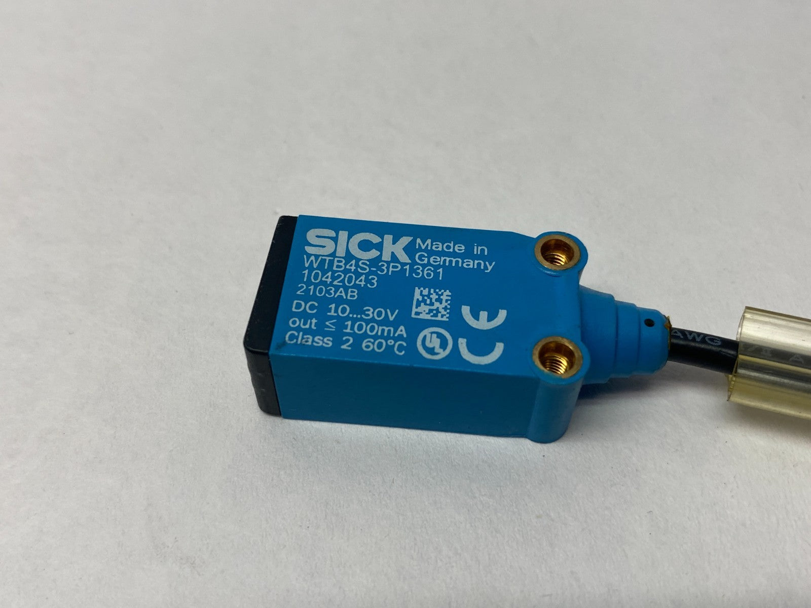 Sick 1042043 Photoelectric Proximity Sensor Background Suppression WTB4S-3P1361 - Maverick Industrial Sales