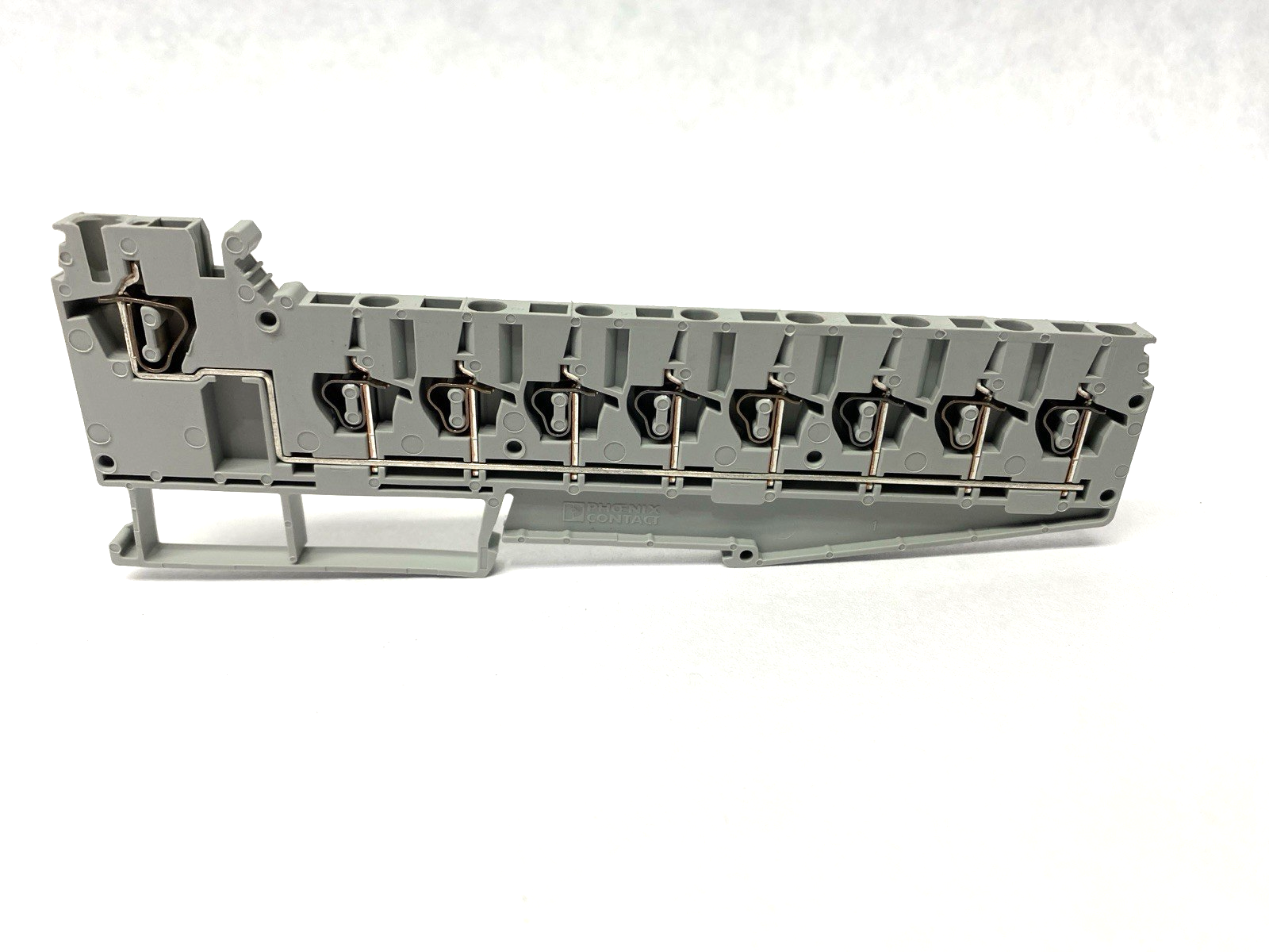 3031047 | Phoenix Contact ZPV 1,5/2,5 (8/1) Potential Distributors LOT OF 25 - Used - Maverick Industrial Sales