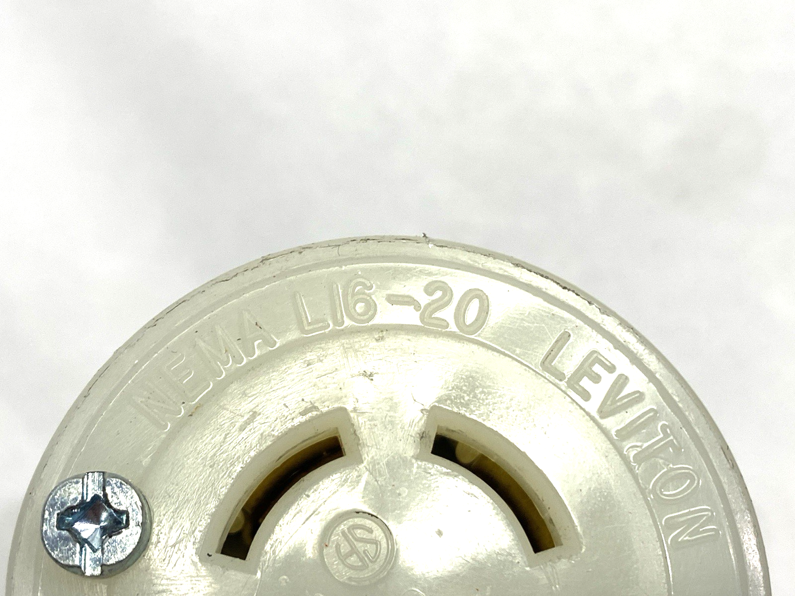 Leviton 2431 Locking Plug 3-Pole L16-20P 20A 480VAC - Maverick Industrial Sales