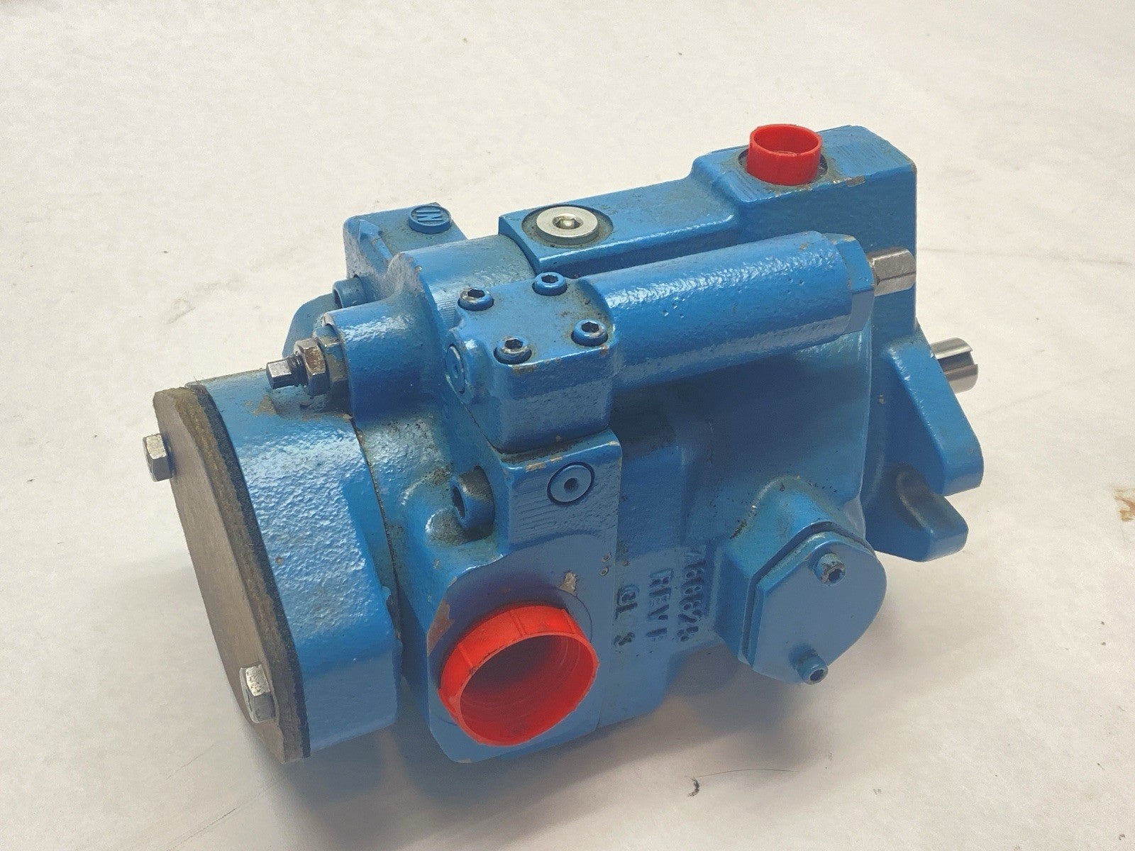 PVP16364R26A412 | Parker Hydraulic Pump 3600PSI - Used - Maverick Industrial Sales