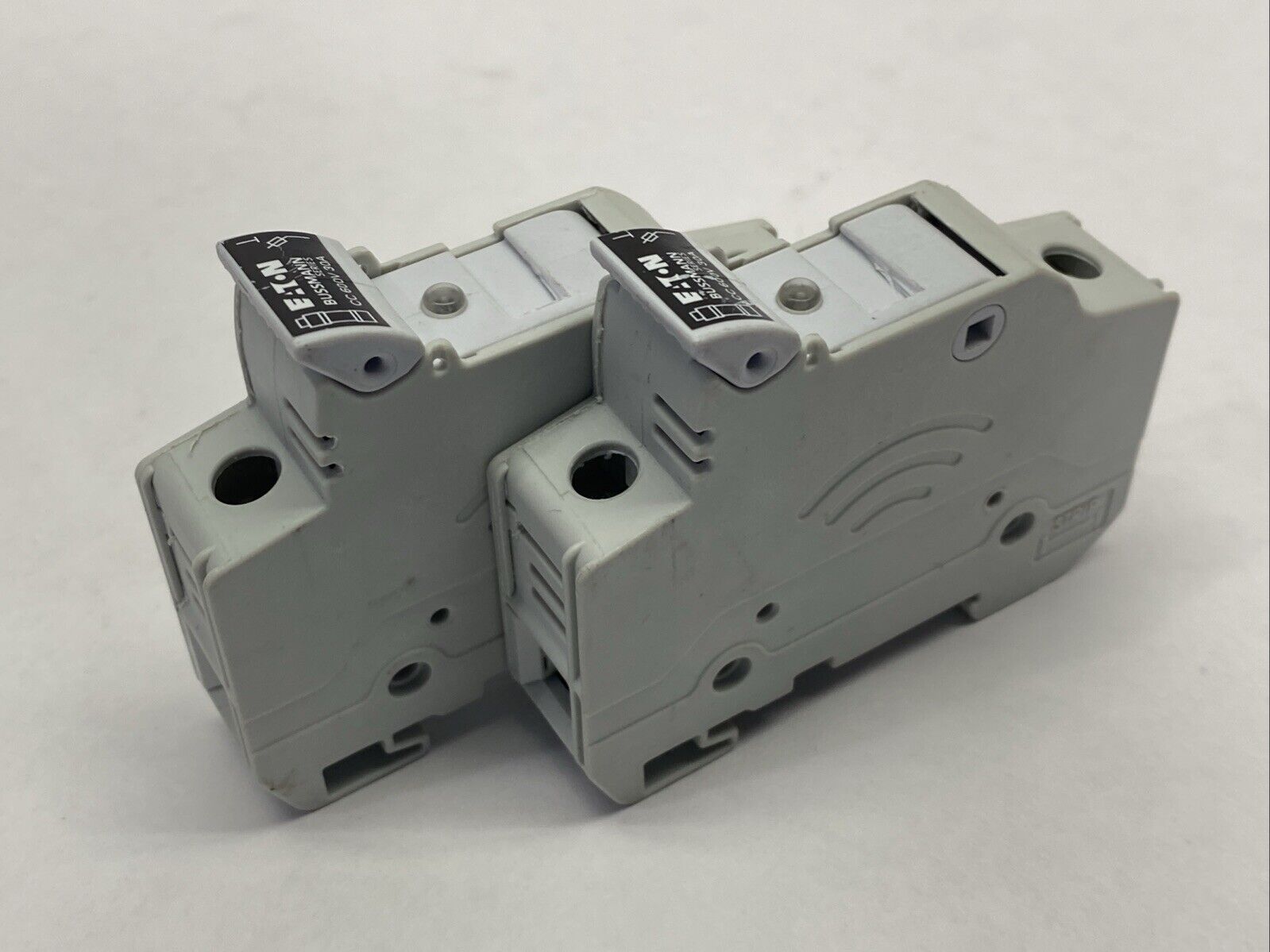 Eaton CHCCIDU Modular Fuseholder 1-Pole 30A 600V LOT OF 2 - Maverick Industrial Sales
