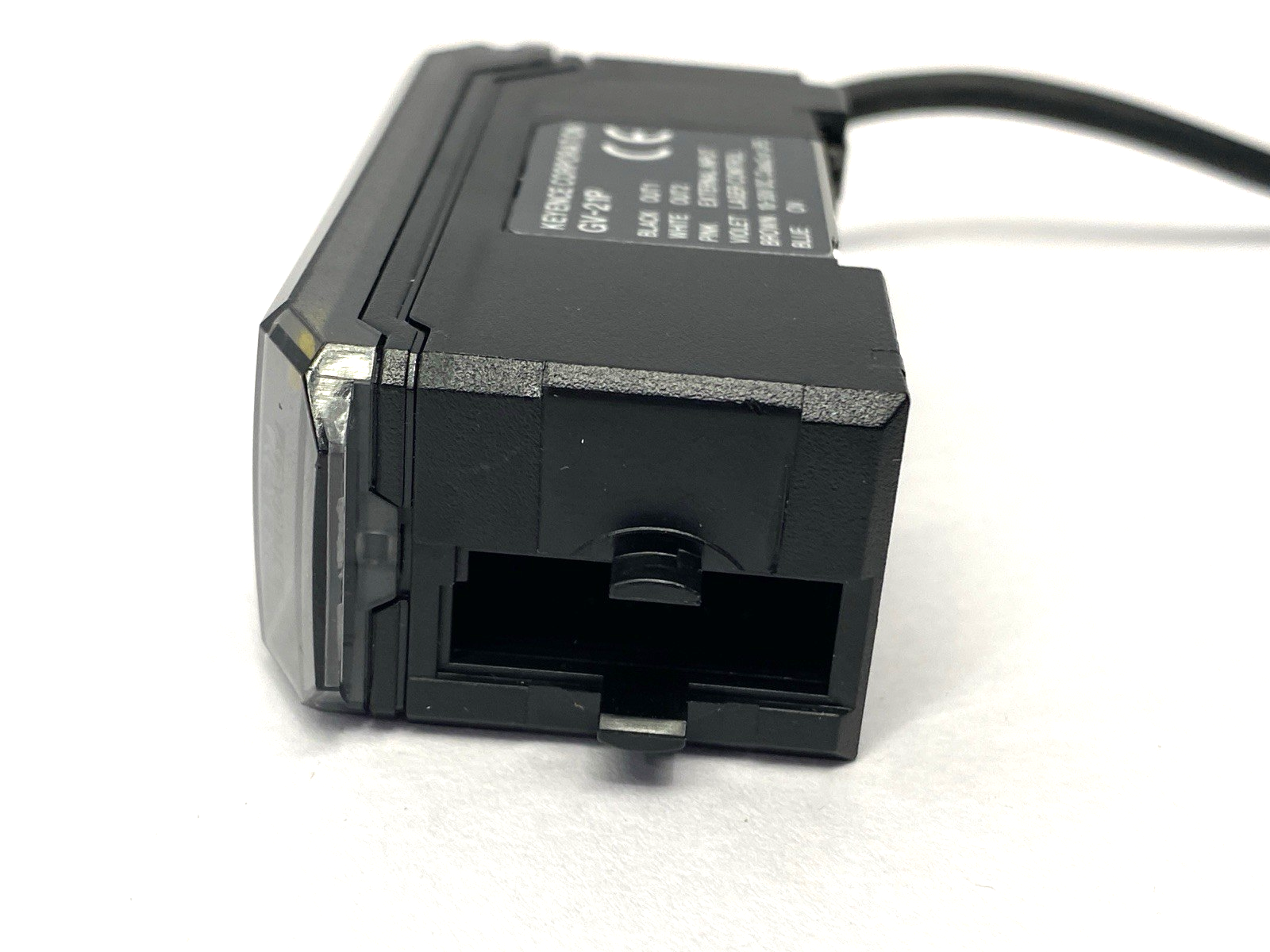 GV-21P | Keyence Digital CMOS Laser Sensor Amplifier Main Unit M12 4-Pin - Used - Maverick Industrial Sales