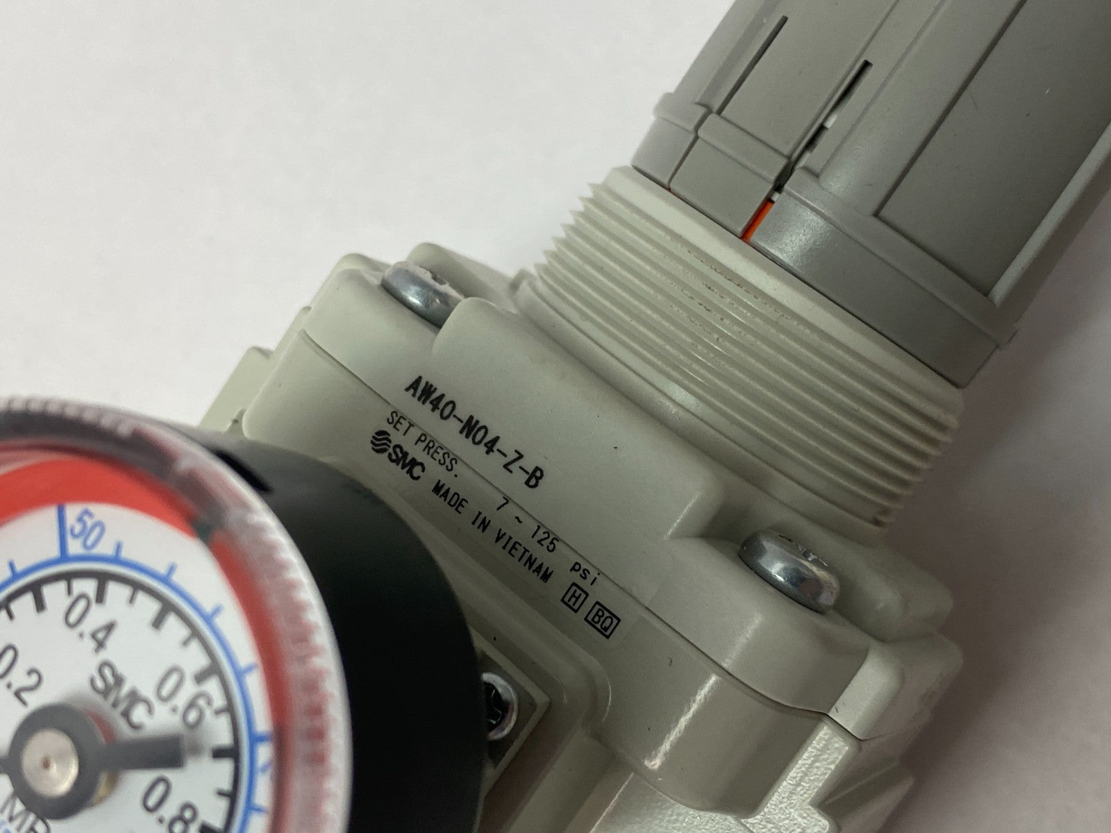 SMC AW40-N04-Z-B Modular Filter Regulator w/ Gauge 7-125psi Set Press - Maverick Industrial Sales