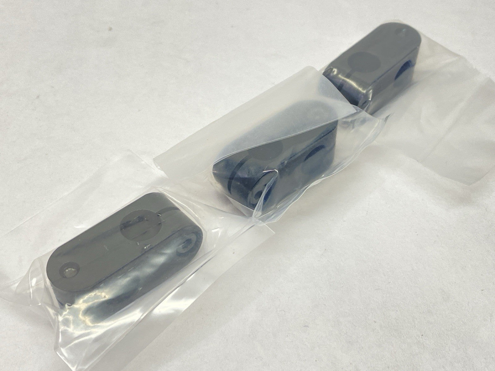 ALKC10 | Misumi Compact Strut Clamp 10mm Post Diameter LOT OF 3 - New - Maverick Industrial Sales