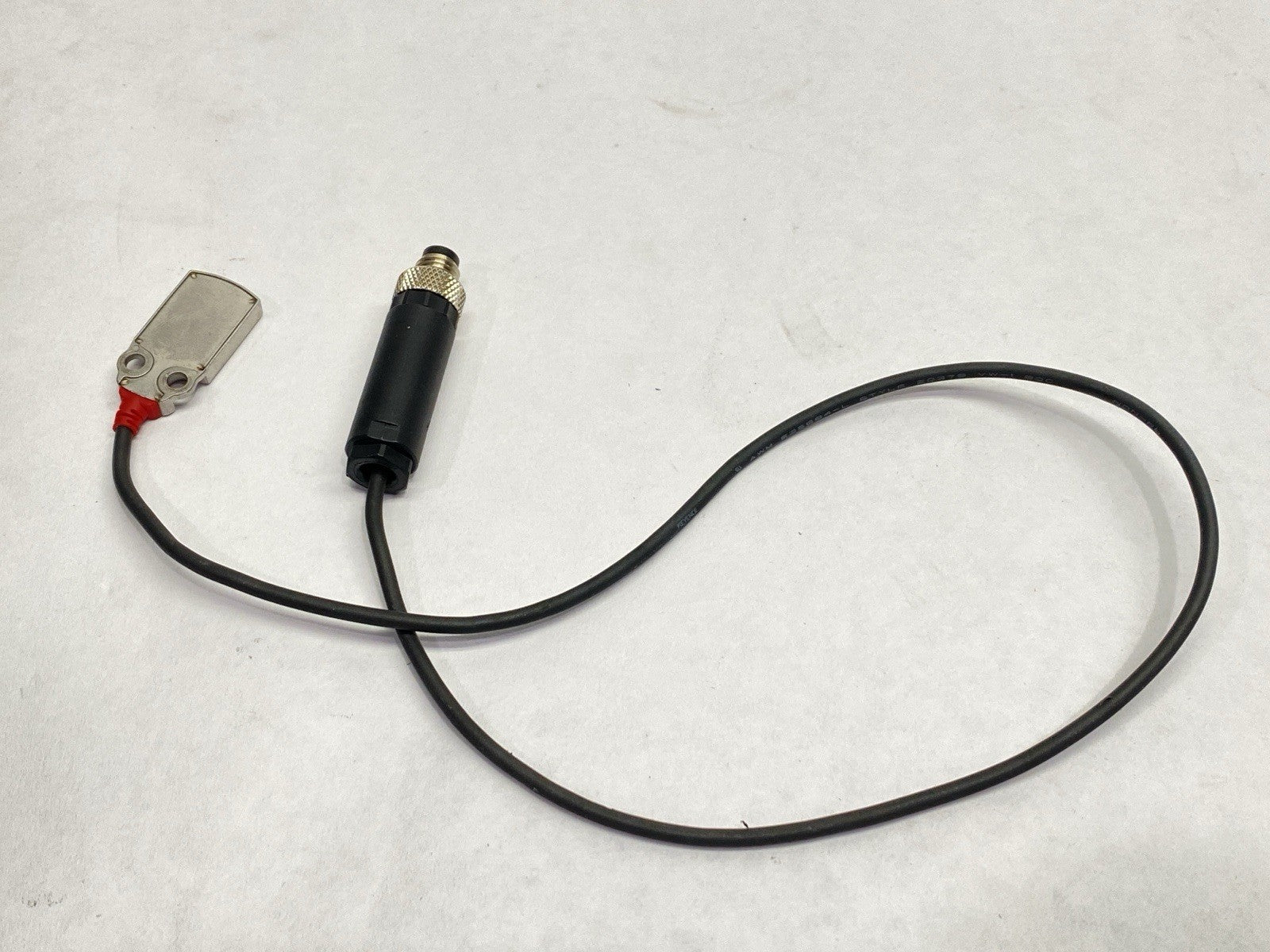 PR-FB30P3 | Keyence Self-Contained Miniature Photoelectric Sensor Flat Reflective - Used - Maverick Industrial Sales