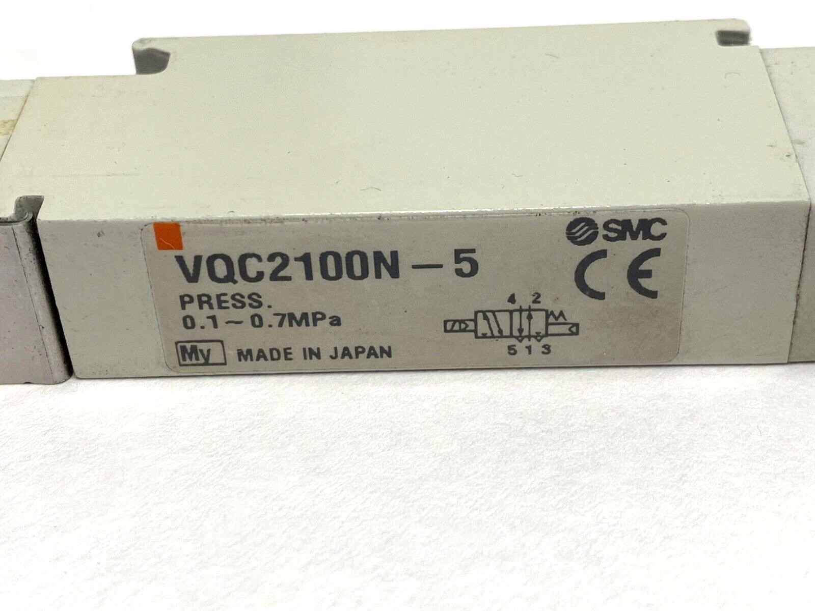SMC VQC2100N-5 Pneumatic Solenoid Valve Max Pressure 0.1~0.7MPa LOT OF 2 - Maverick Industrial Sales