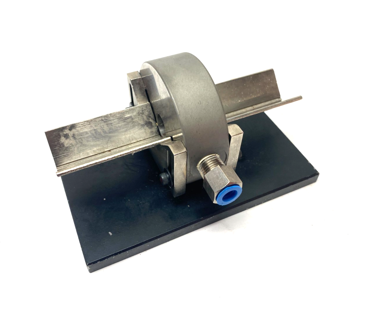 Mahr 2111360 Dimensionair 2-Jet Air Ring Gauge DR50-TGS2M-13.946-1 w/ Base Plate - Maverick Industrial Sales