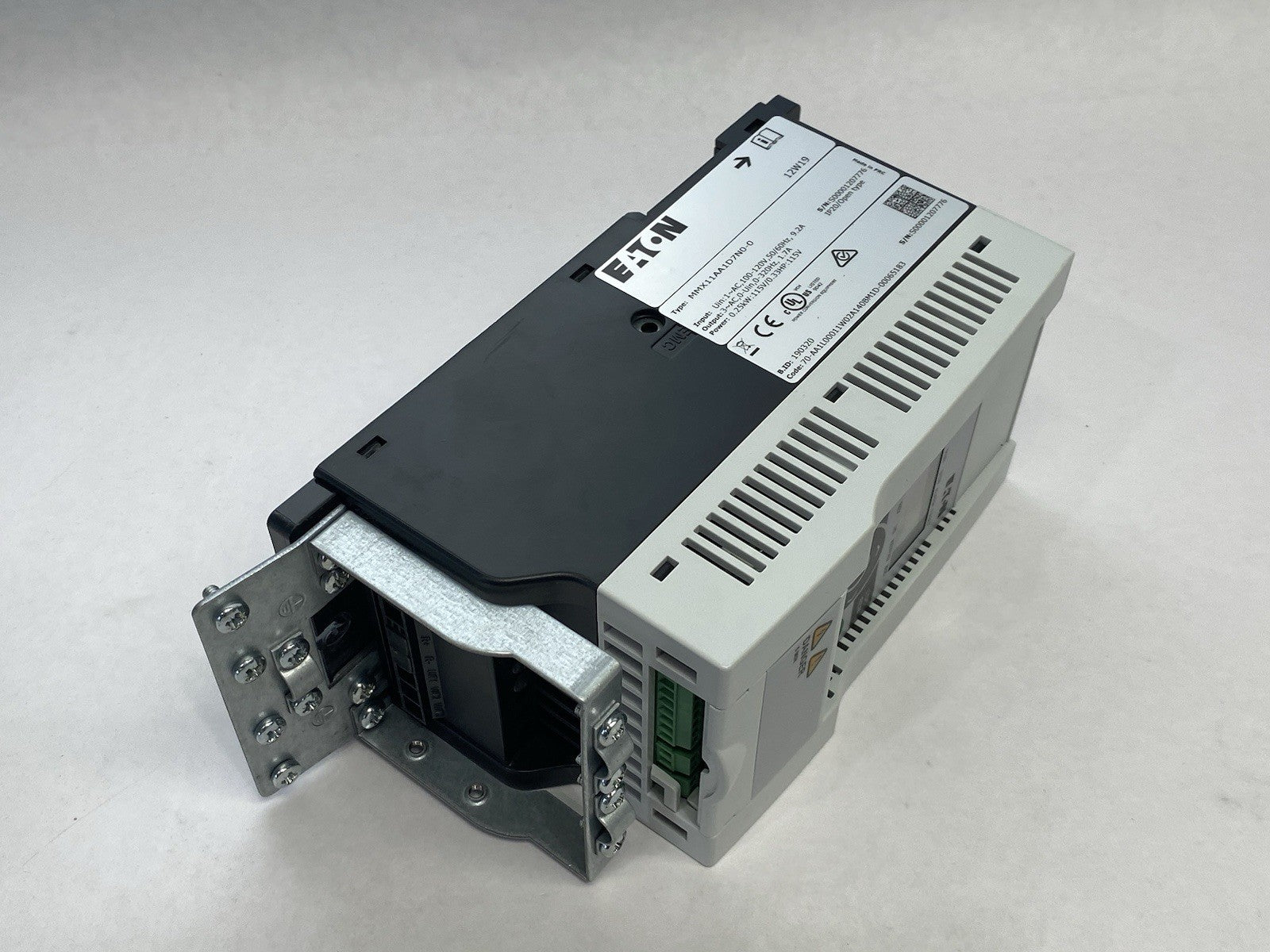 MMX11AA1D7N0-0 | Eaton M-Max Series Adjustable Frequency AC Drive, FS2 frame - Used - Maverick Industrial Sales