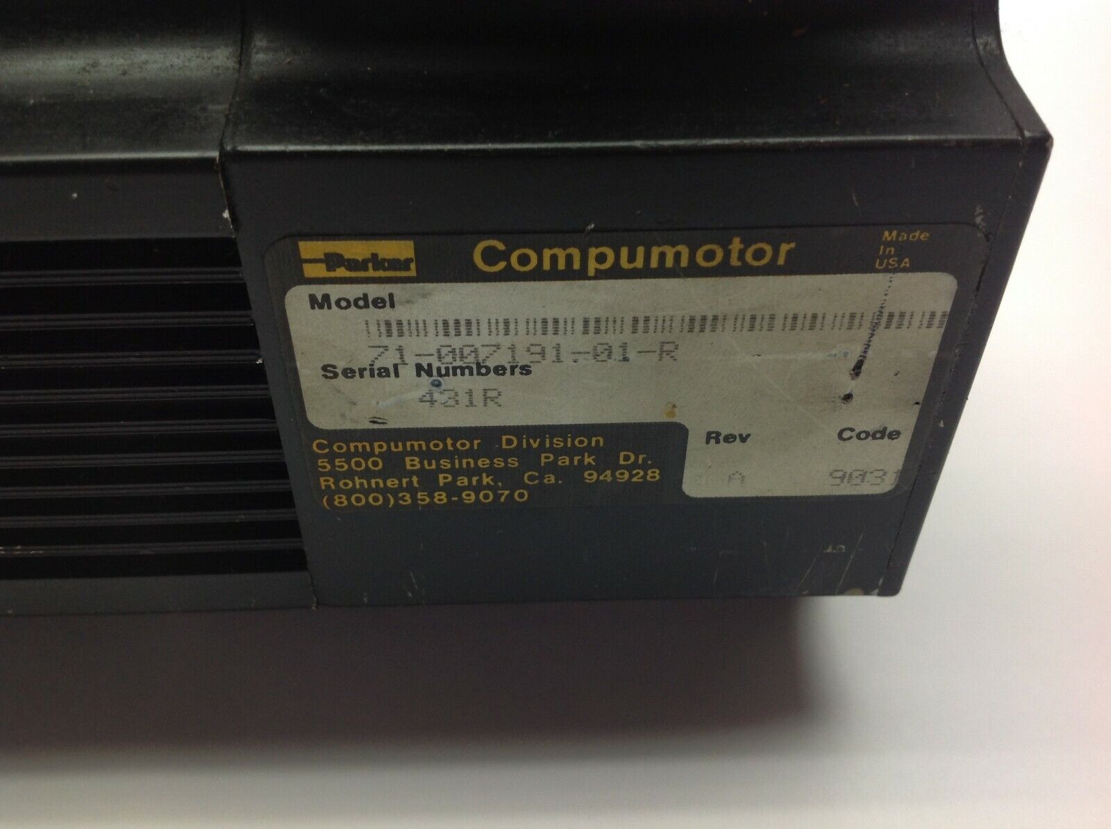 Parker Compumotor 71-007191-01-R Brushless Servomotor 200V 3.5A 5300 RPM - Maverick Industrial Sales