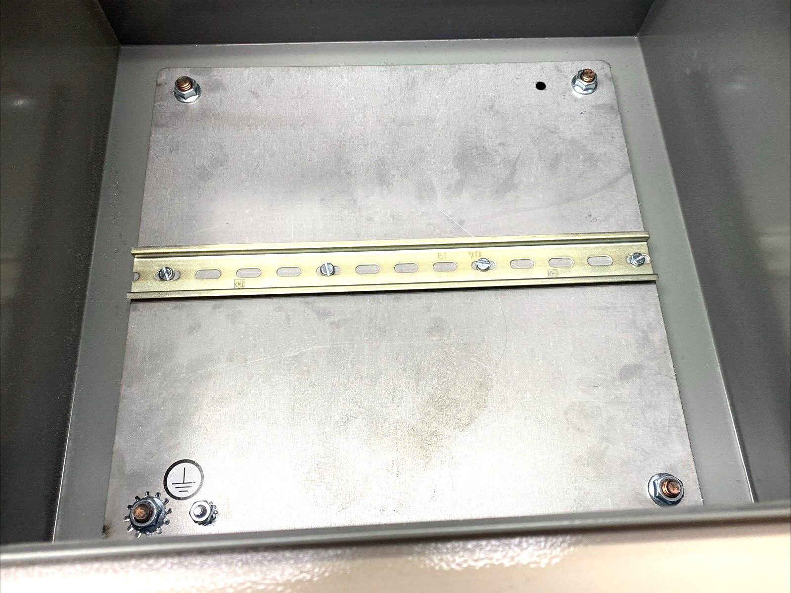 Saginaw Control SCE-16H1608LP Wall-Mount Nema 4 LP Enclosure w/Window 16"x16"x8" - Maverick Industrial Sales