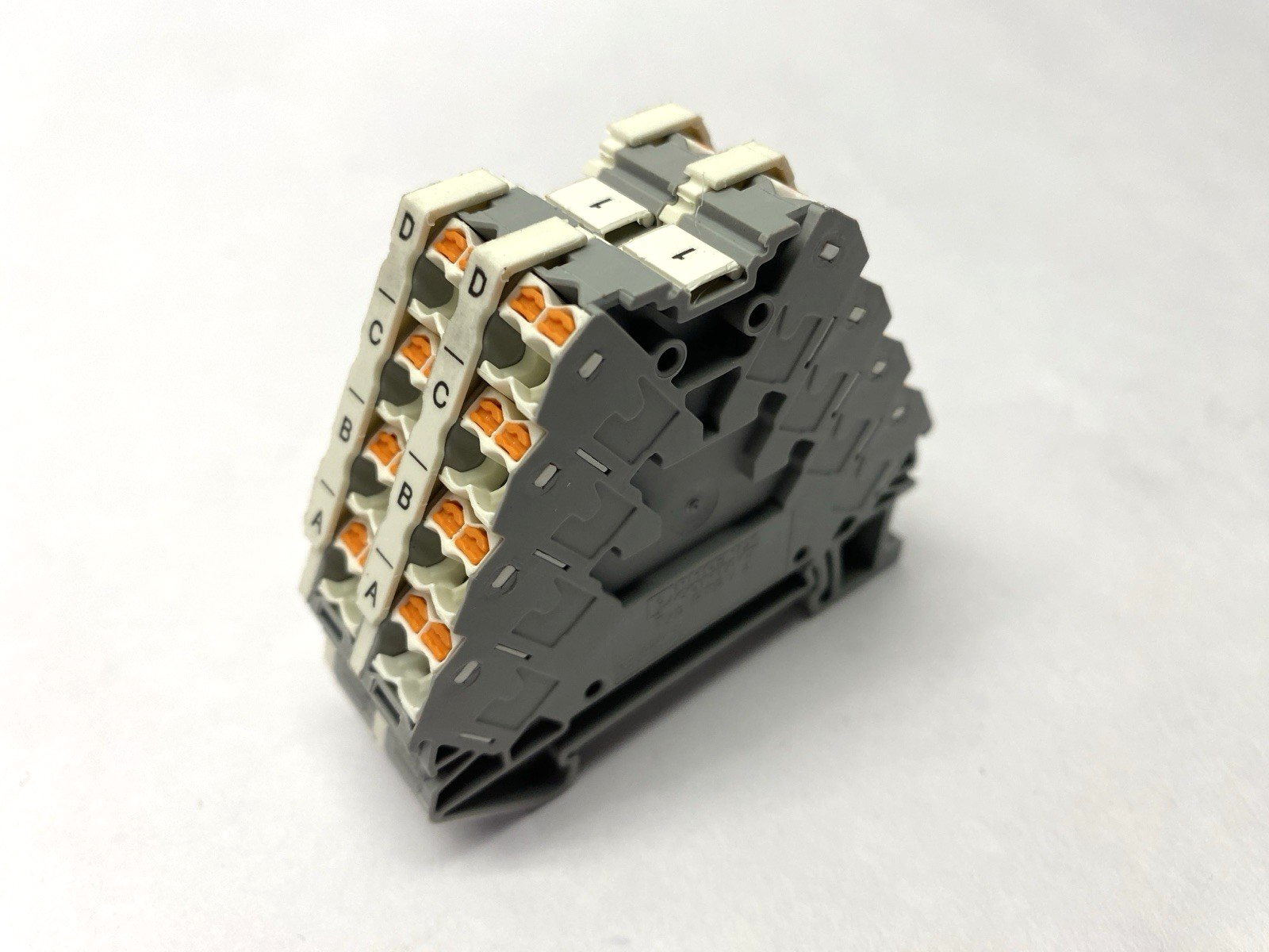 PTRV 4 /WH | Phoenix Contact Marshalling Panel Terminal Block 3270115 LOT OF 2 - Used - Maverick Industrial Sales